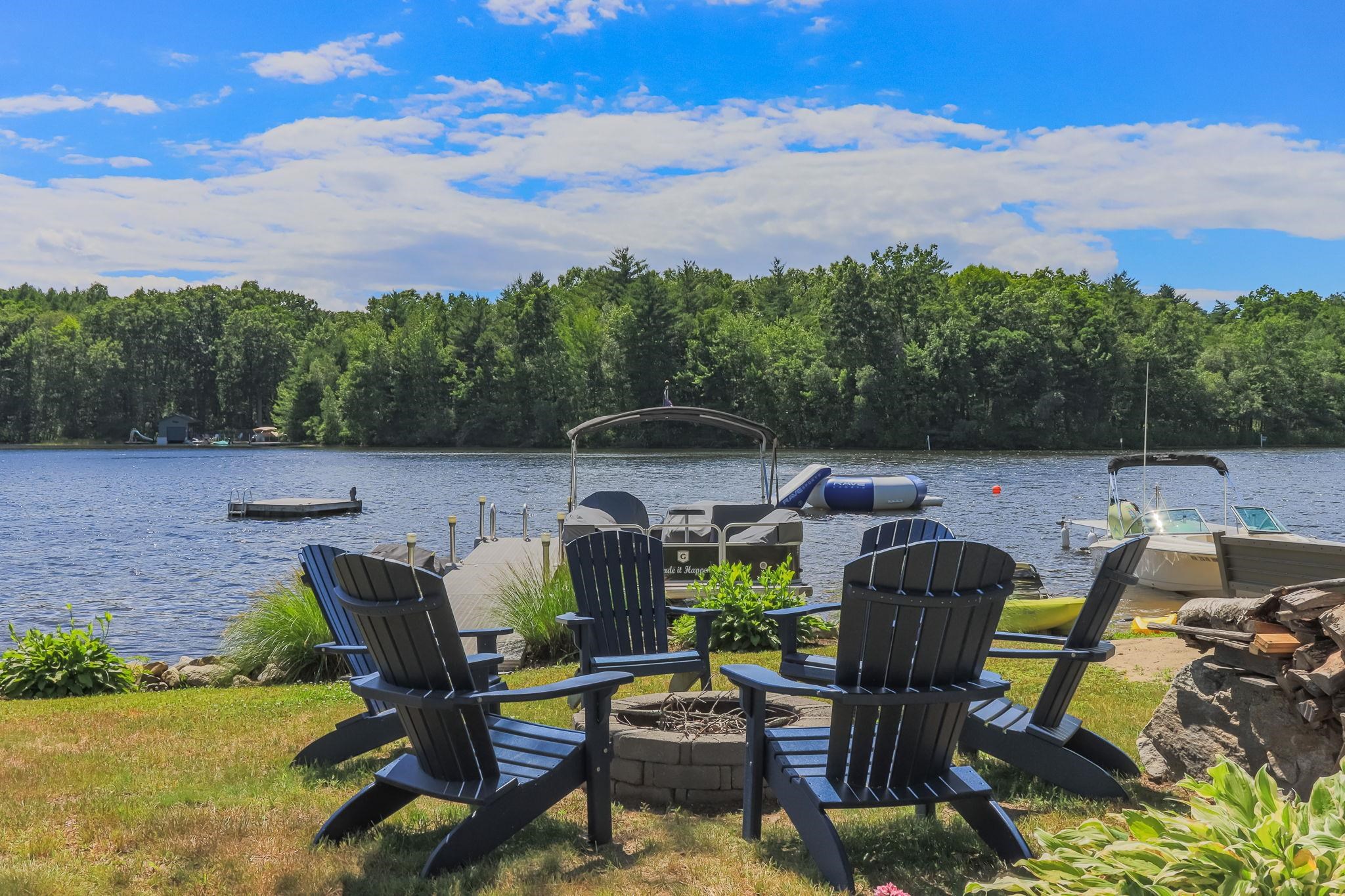 23 Escumbuit Rd, Derry, NH 03038