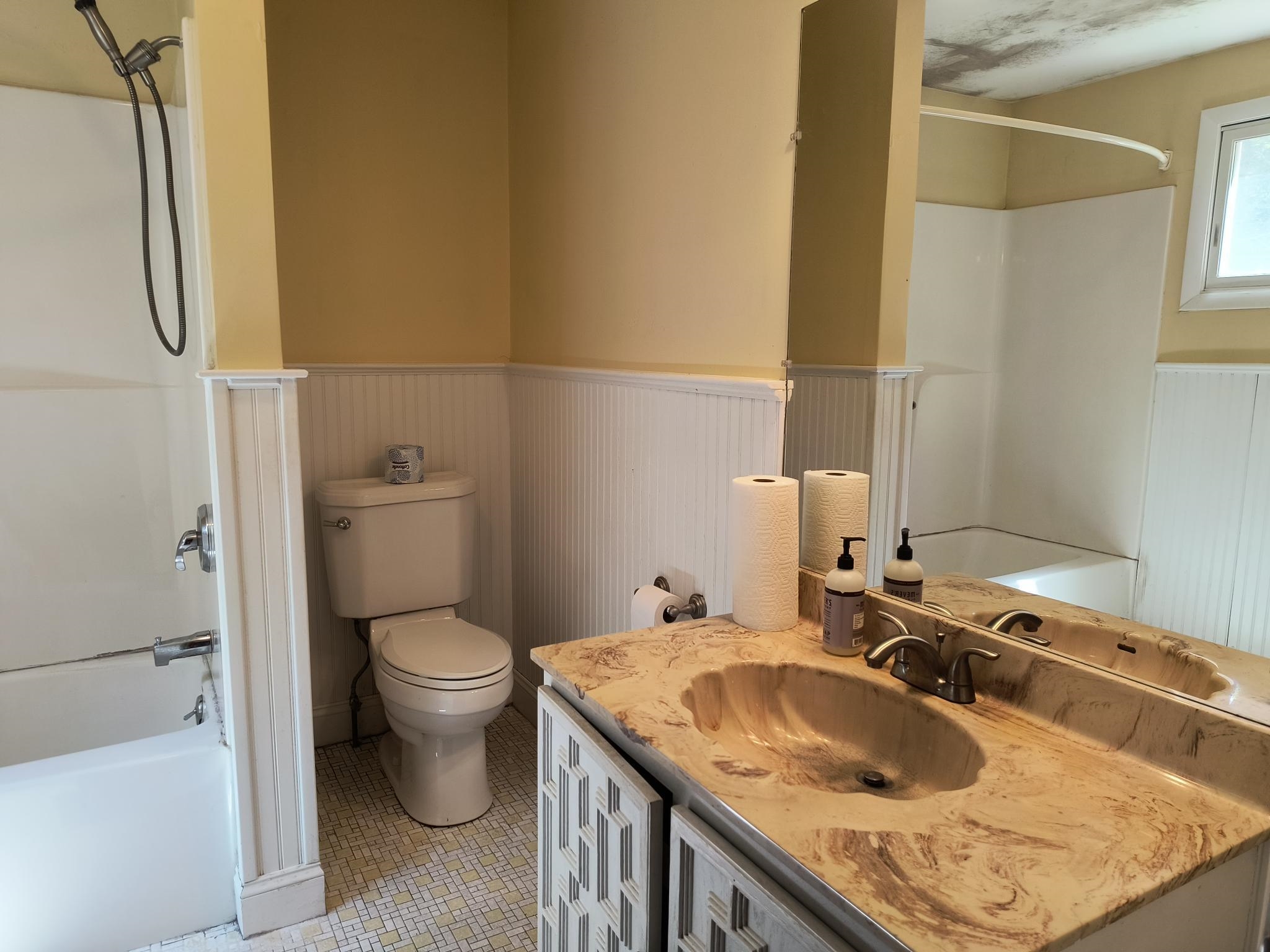 55 Hallwood Dr, Surry, NH 03431