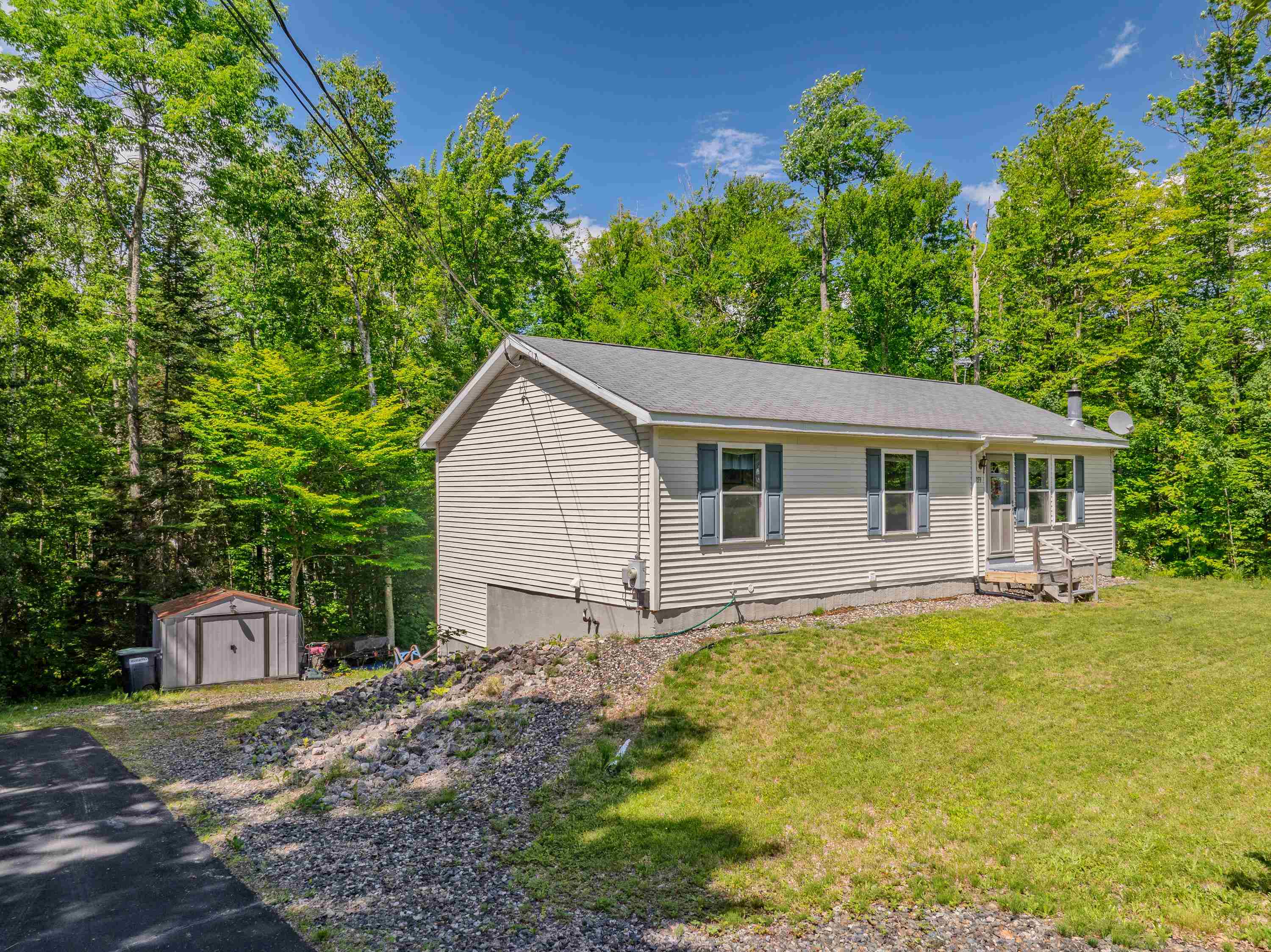 159 James St, Bethlehem, NH 03574
