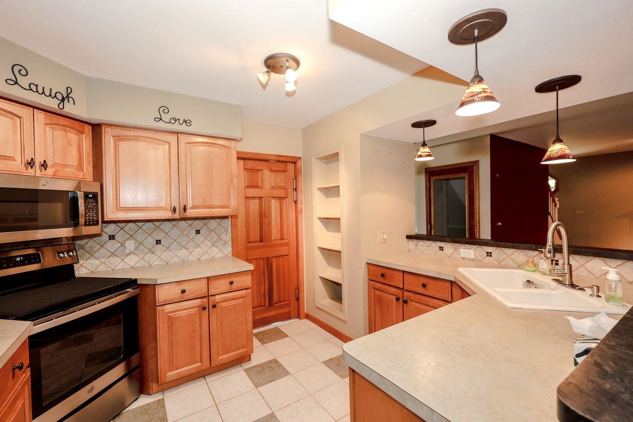 23 Lorisa Ln, Milford, NH 03055