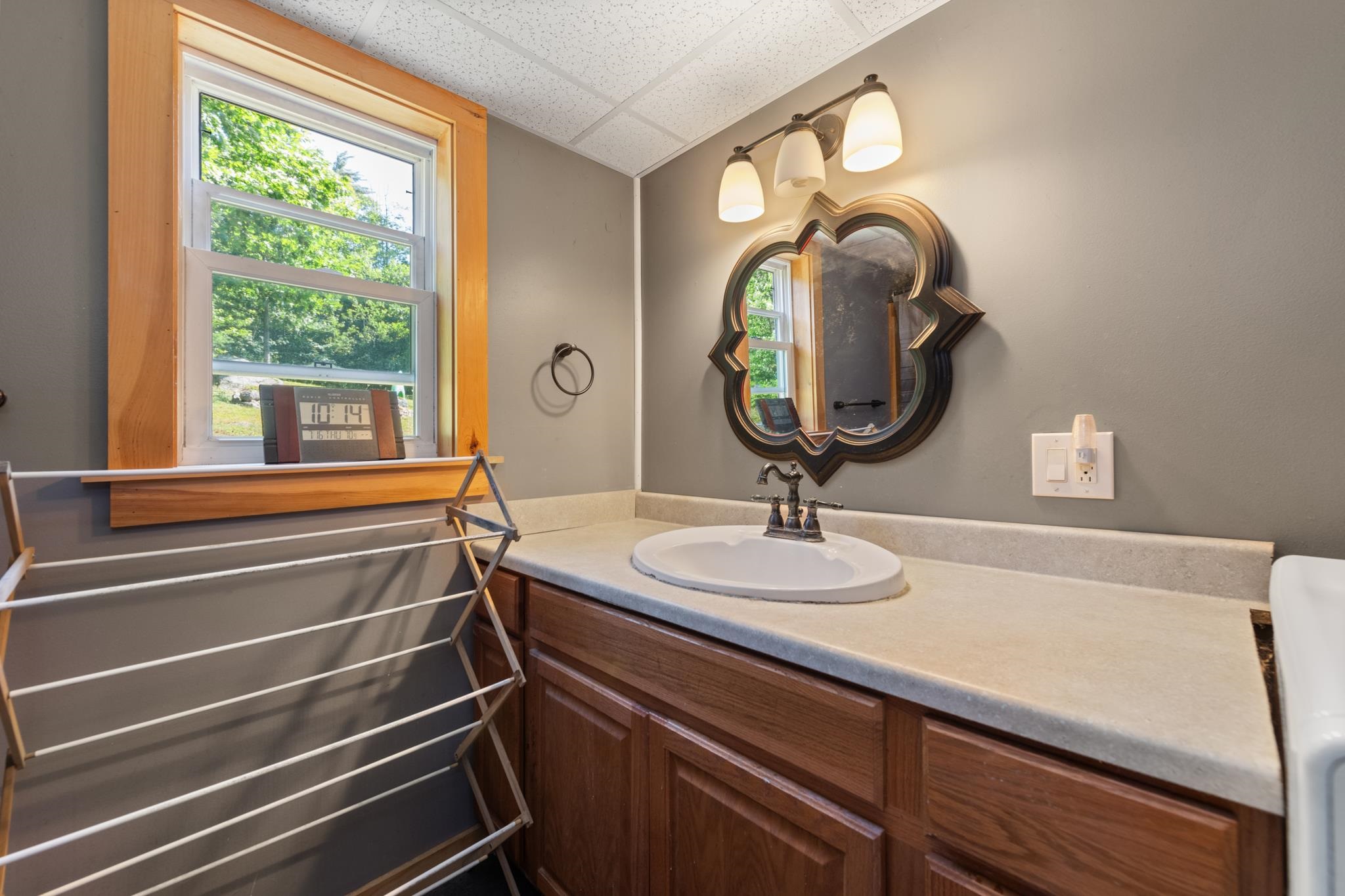 529 Us Route 4, Danbury, NH 03230