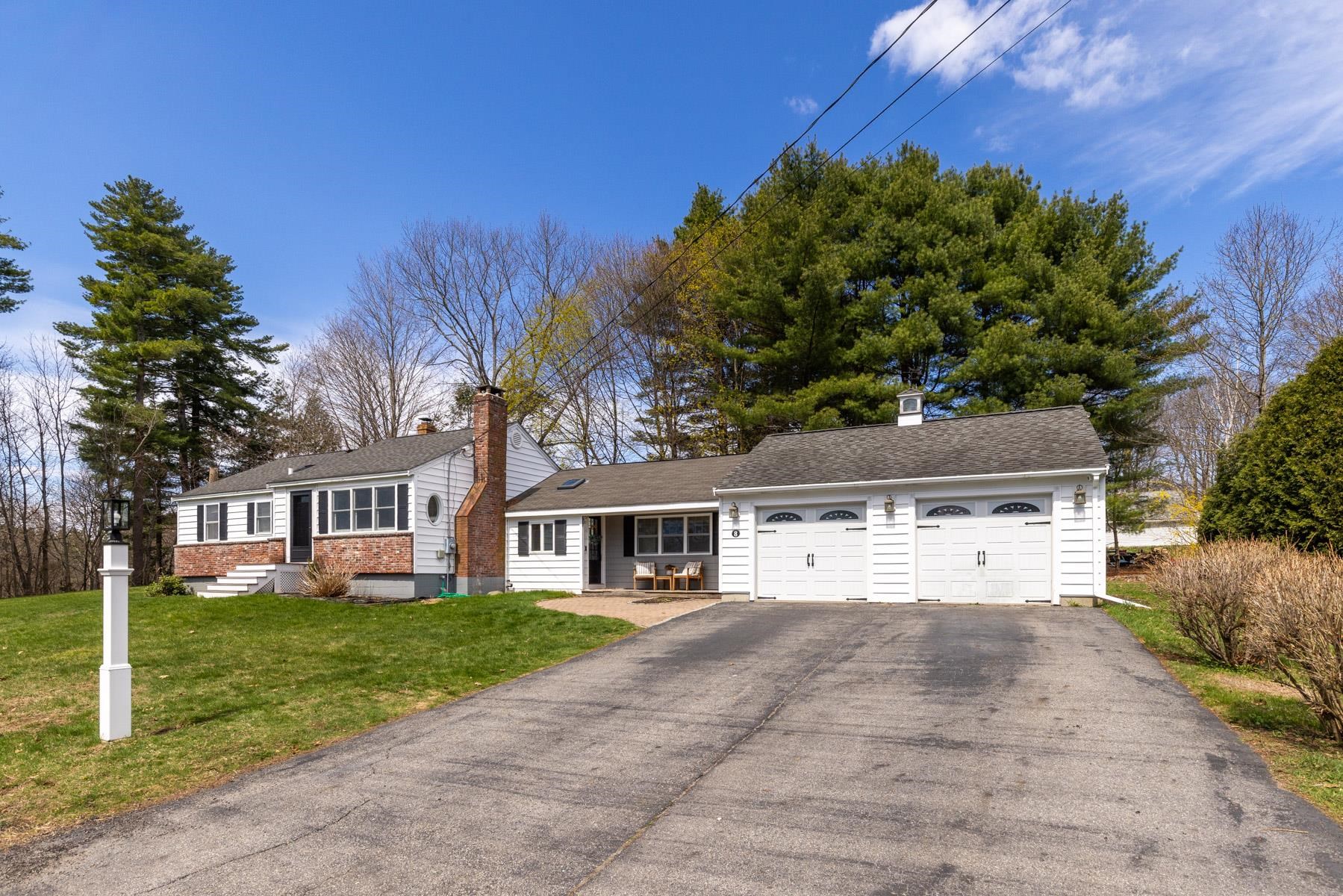 8 Warner Ln, Hampton, NH 03842