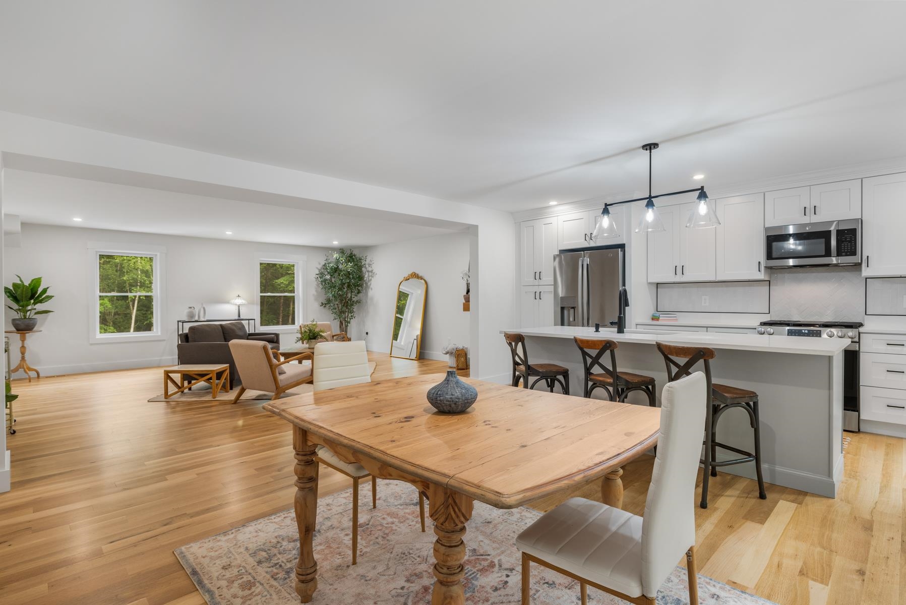 102 Jenness Rd #B, Epping, NH 03042