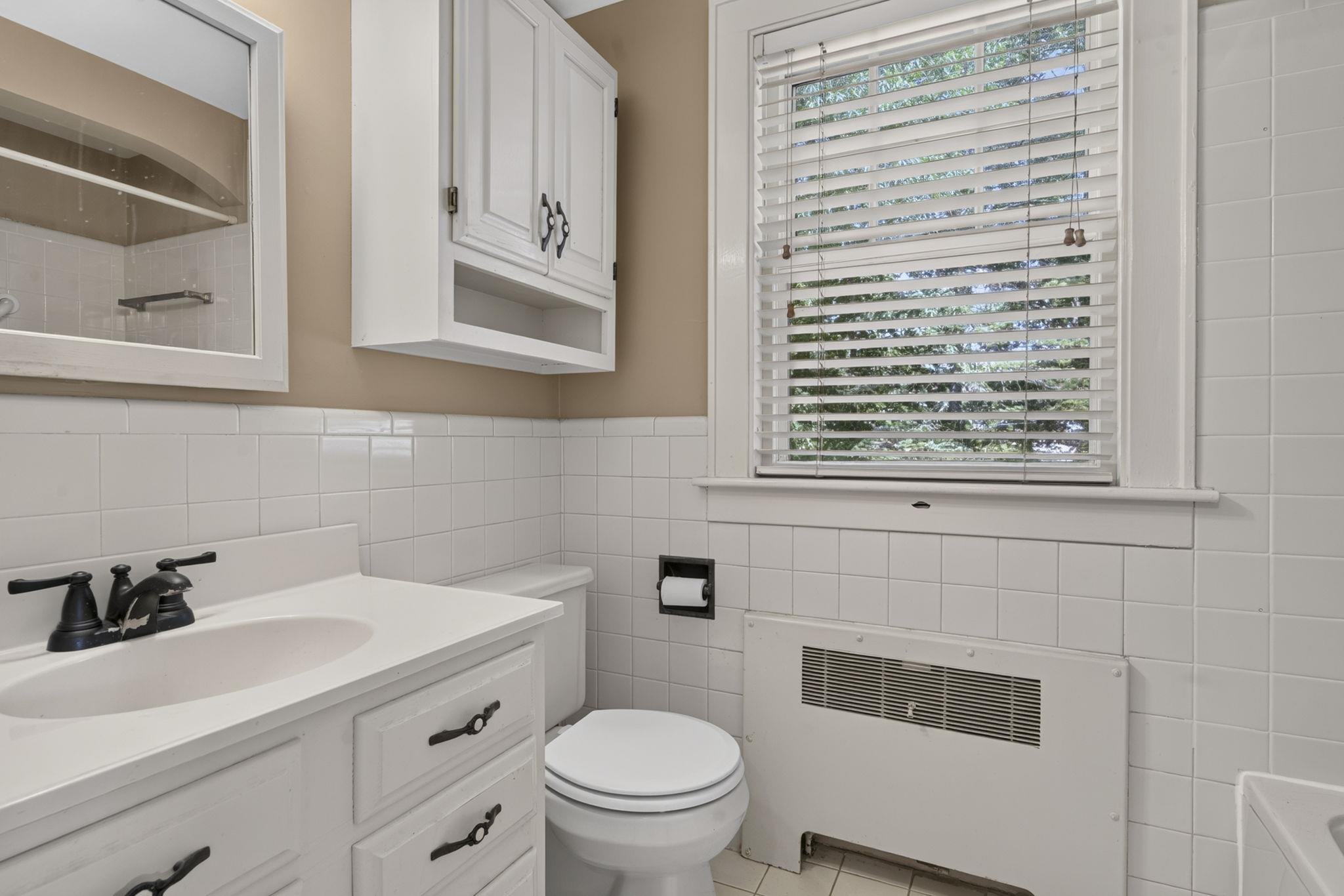 Second floor full bath