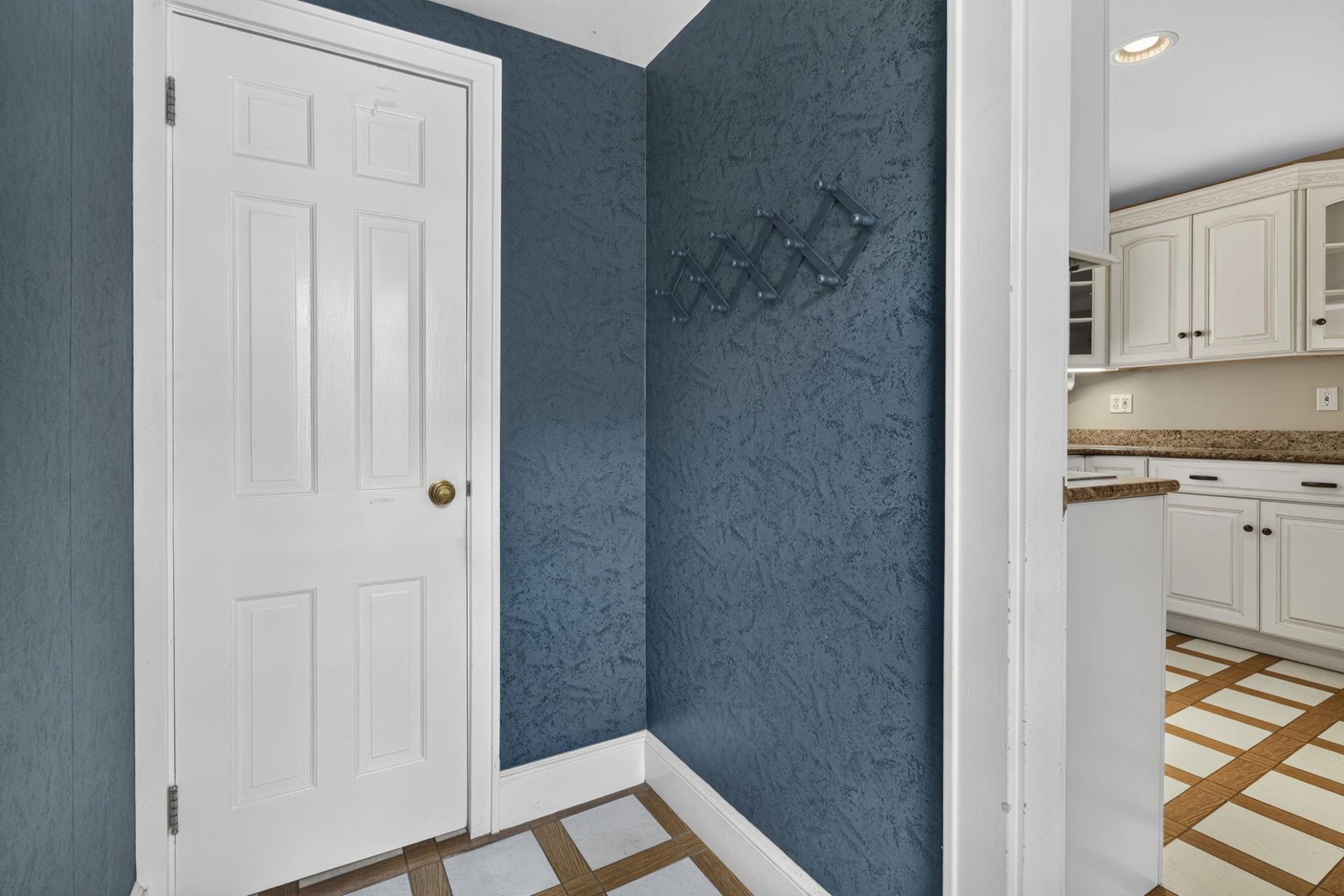 Mudroom from garage