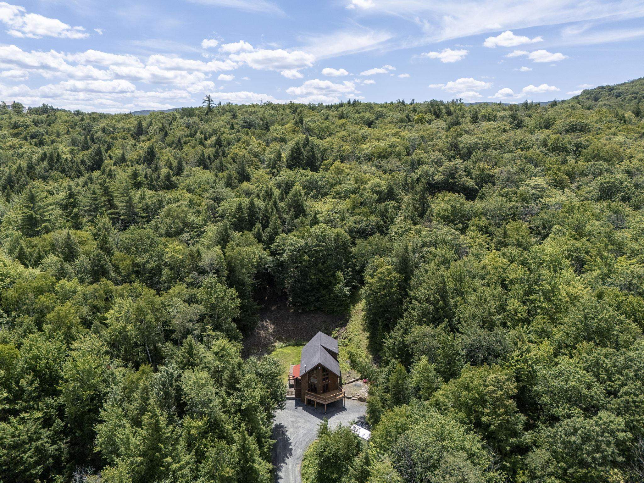 827 Mount Cardigan Rd, Alexandria, NH 03222