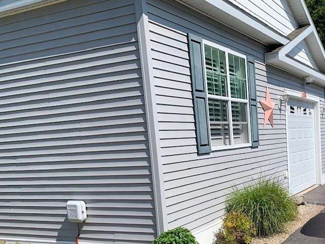 214 Mackerel Ave, Portsmouth, NH 03801