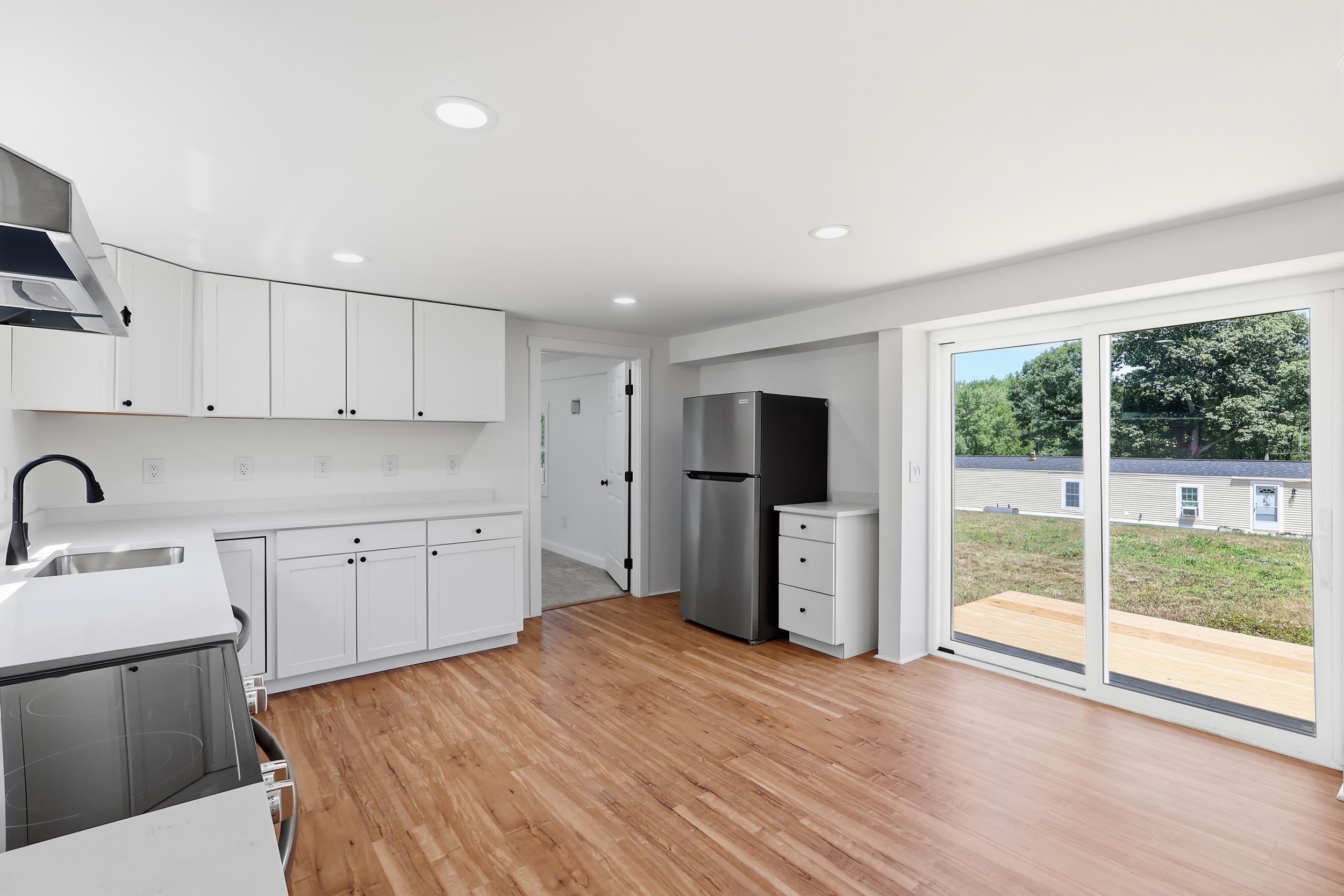 19 Cleo Cir, Rochester, NH 03868