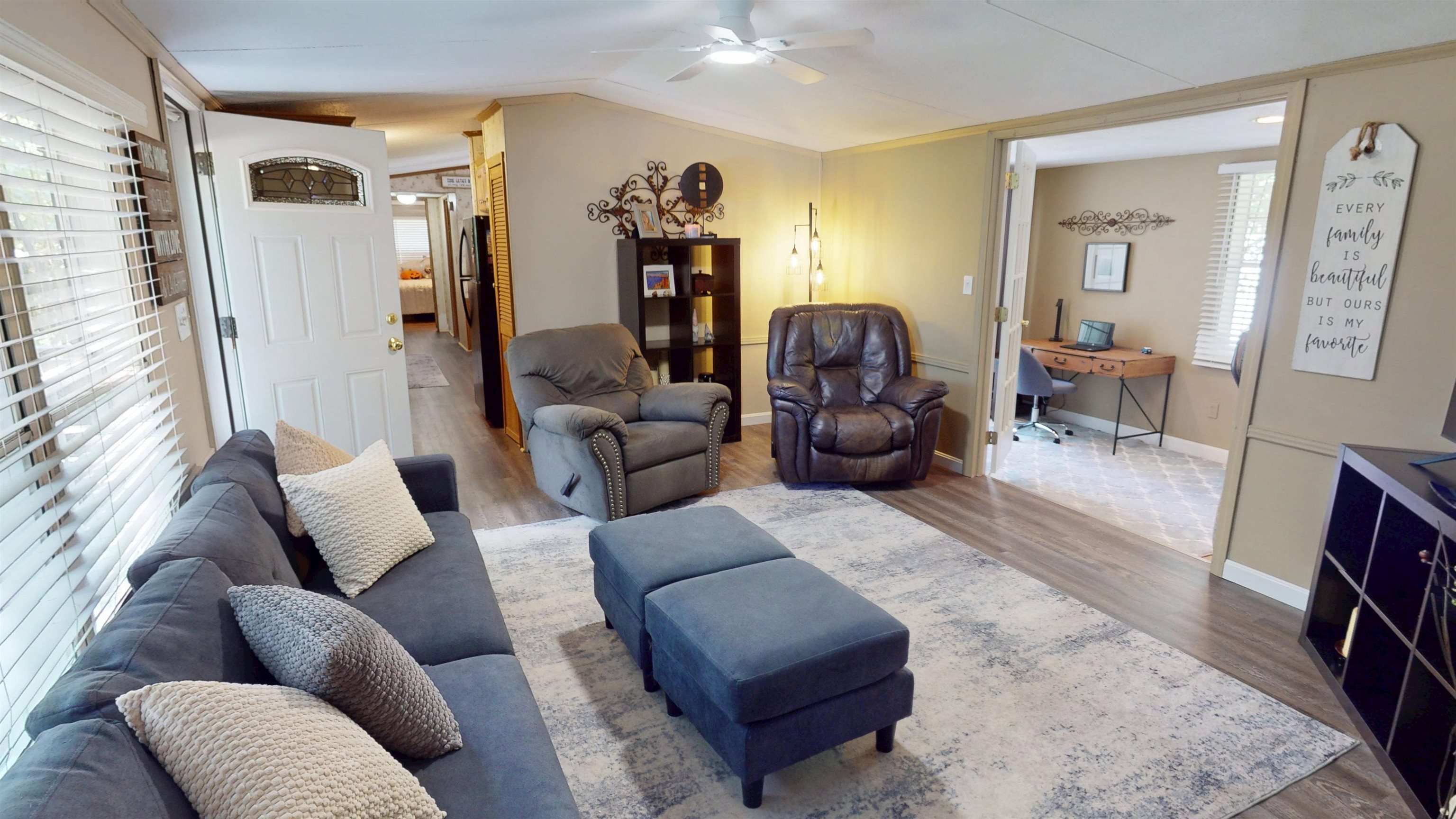6 Saturn Lane, Nashua, NH photo 4