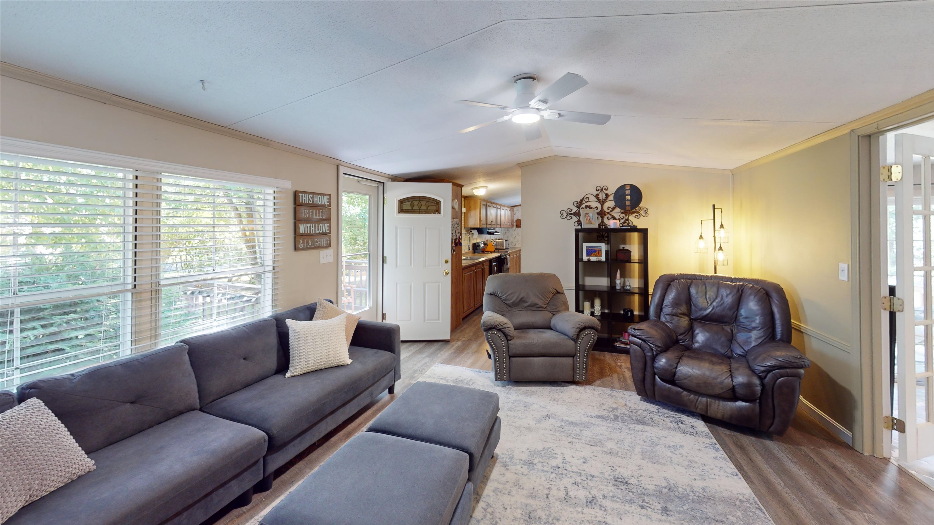 6 Saturn Lane, Nashua, NH photo 5
