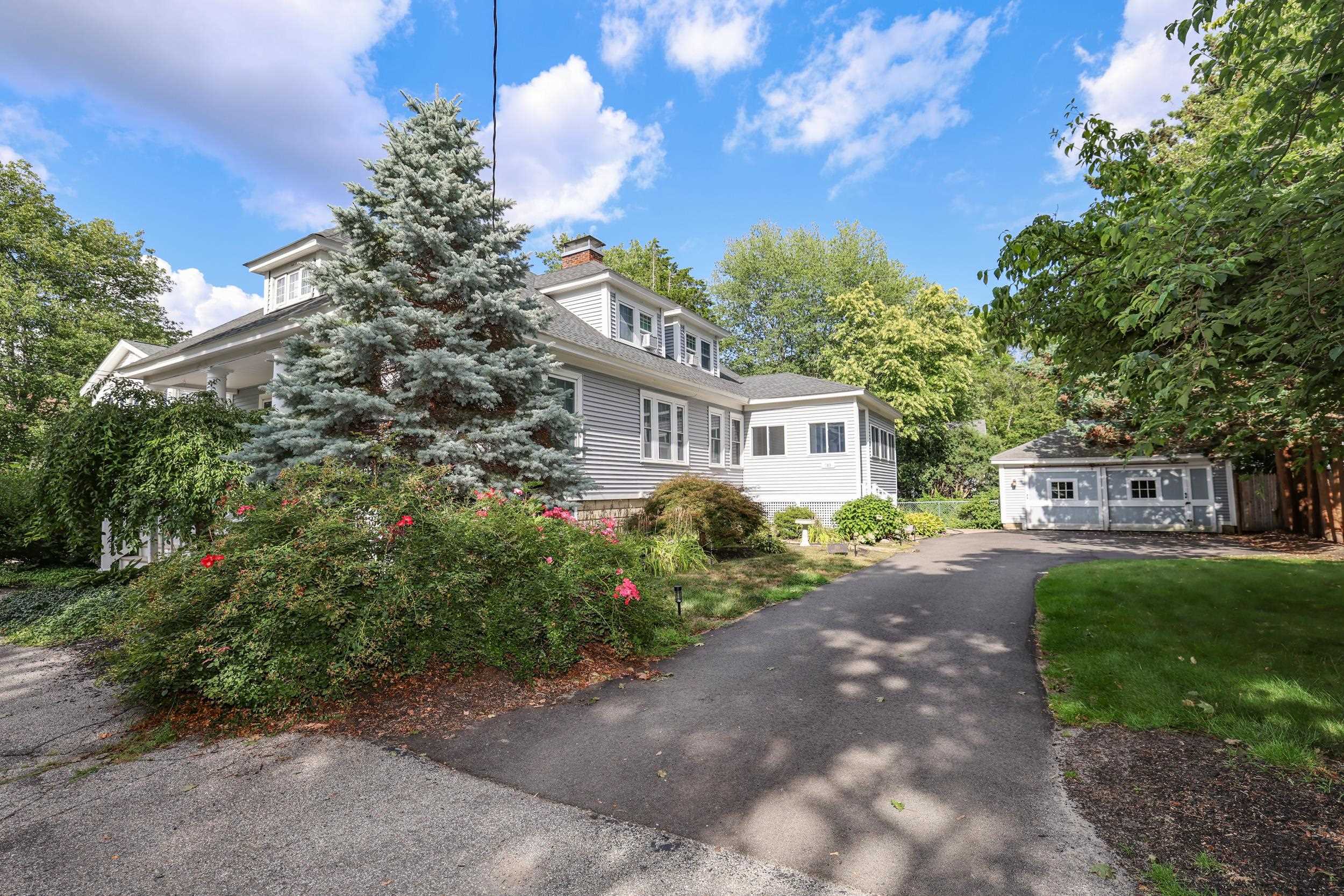 749 Maple St, Manchester, NH 03104