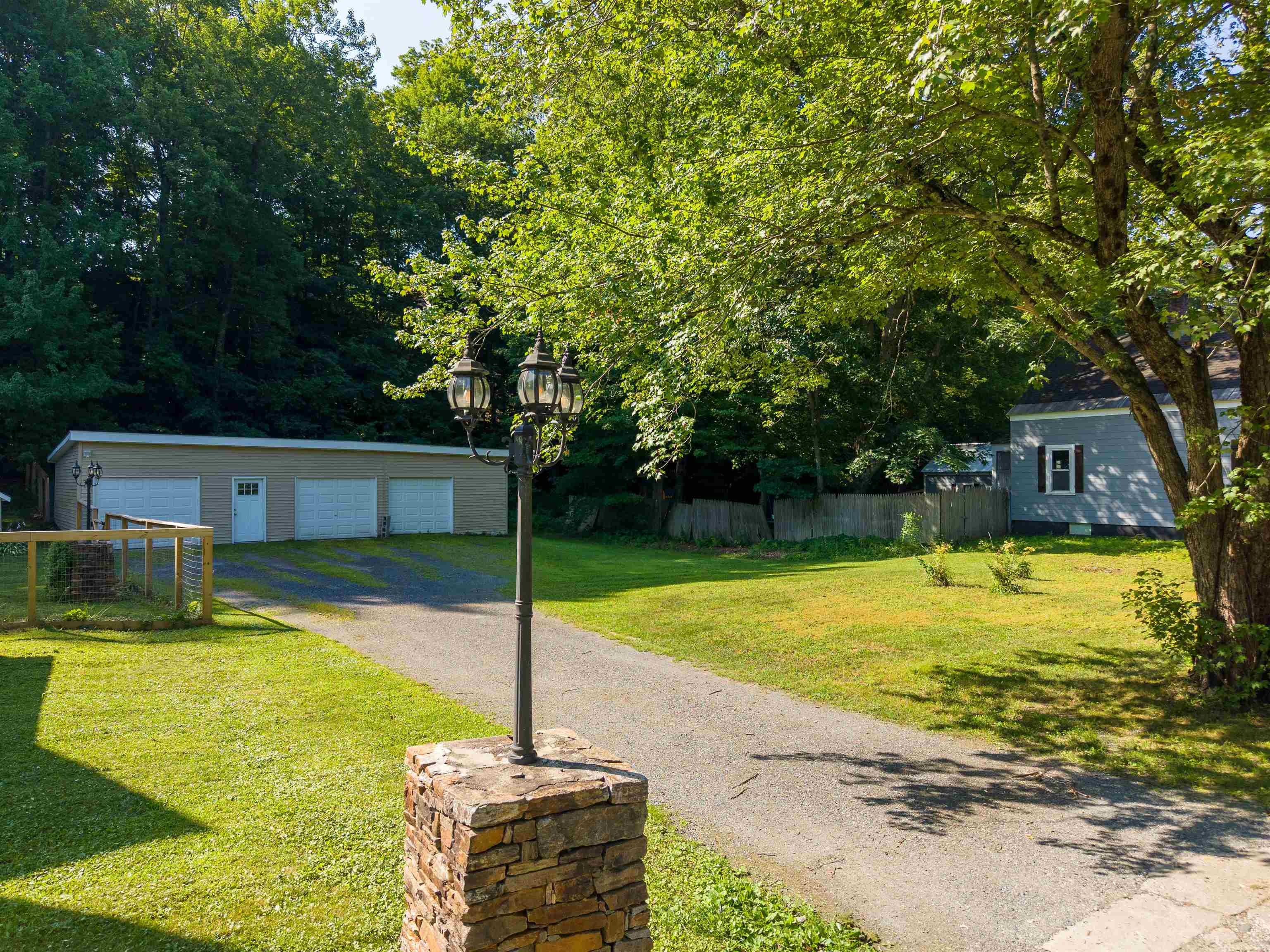 14 Bank Ave, Claremont, NH 03743