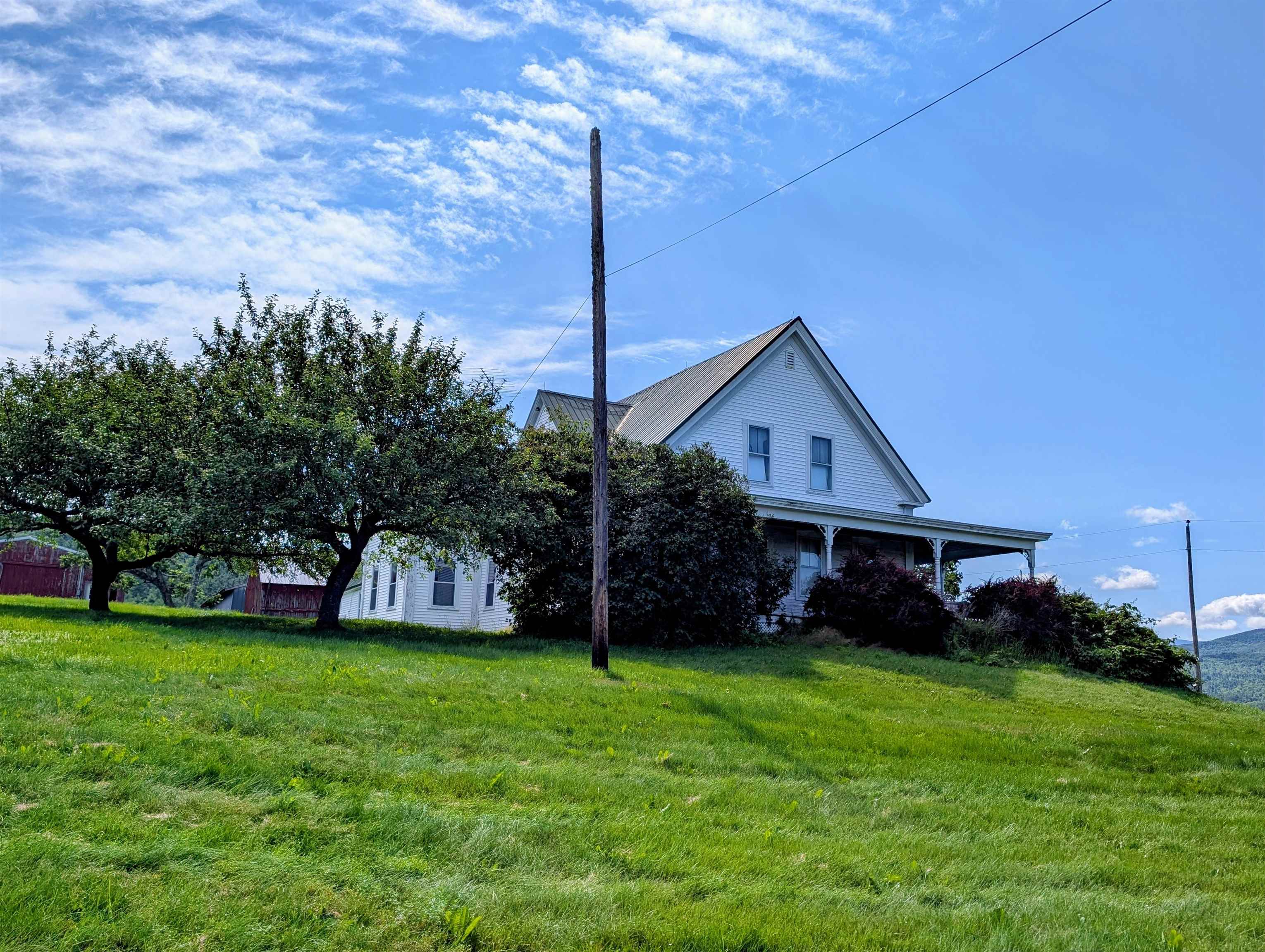 709 Jockey Hill Rd, Landaff, NH 03585