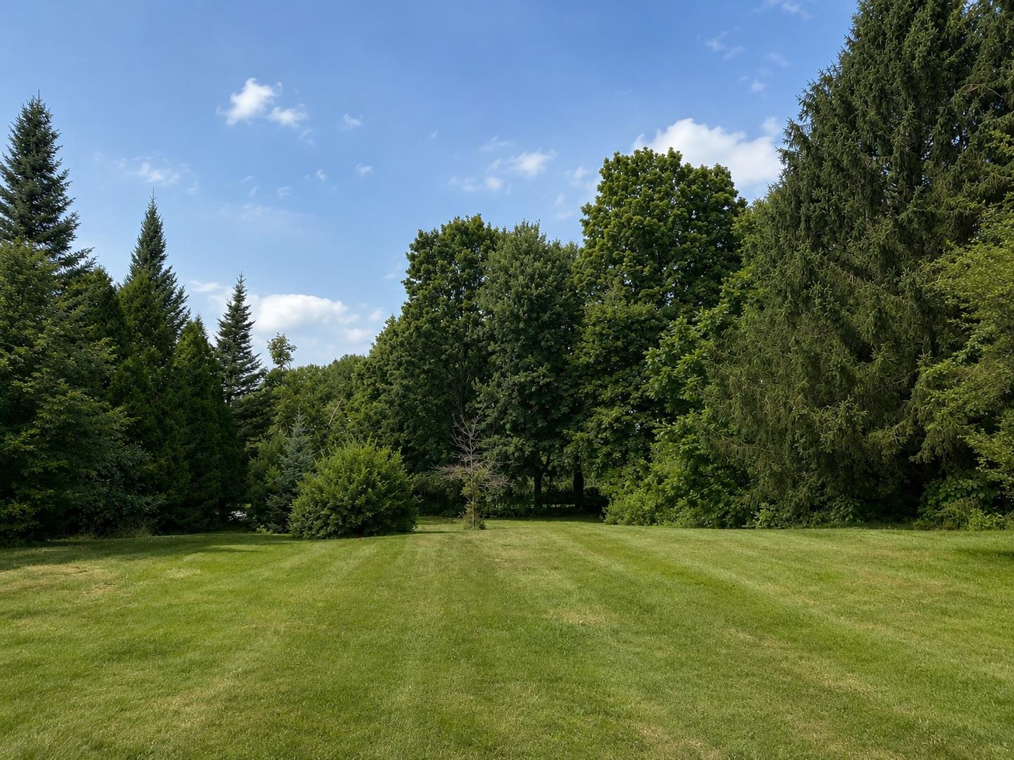 240 Mountain Rd, Concord, NH 03301