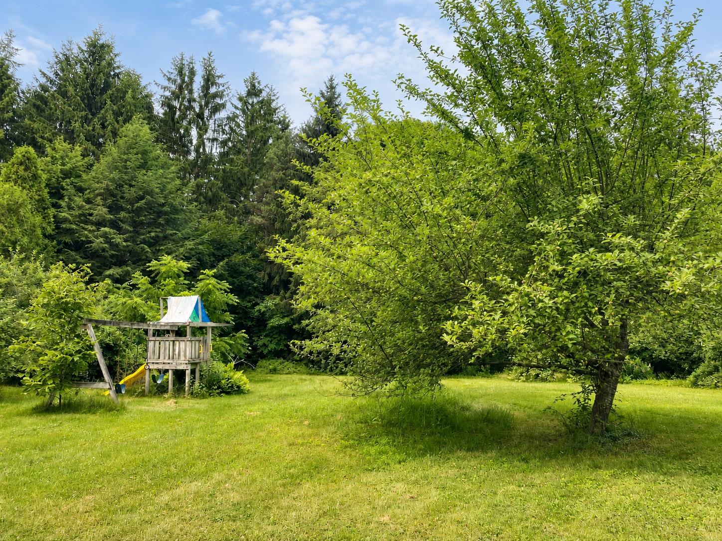 240 Mountain Rd, Concord, NH 03301