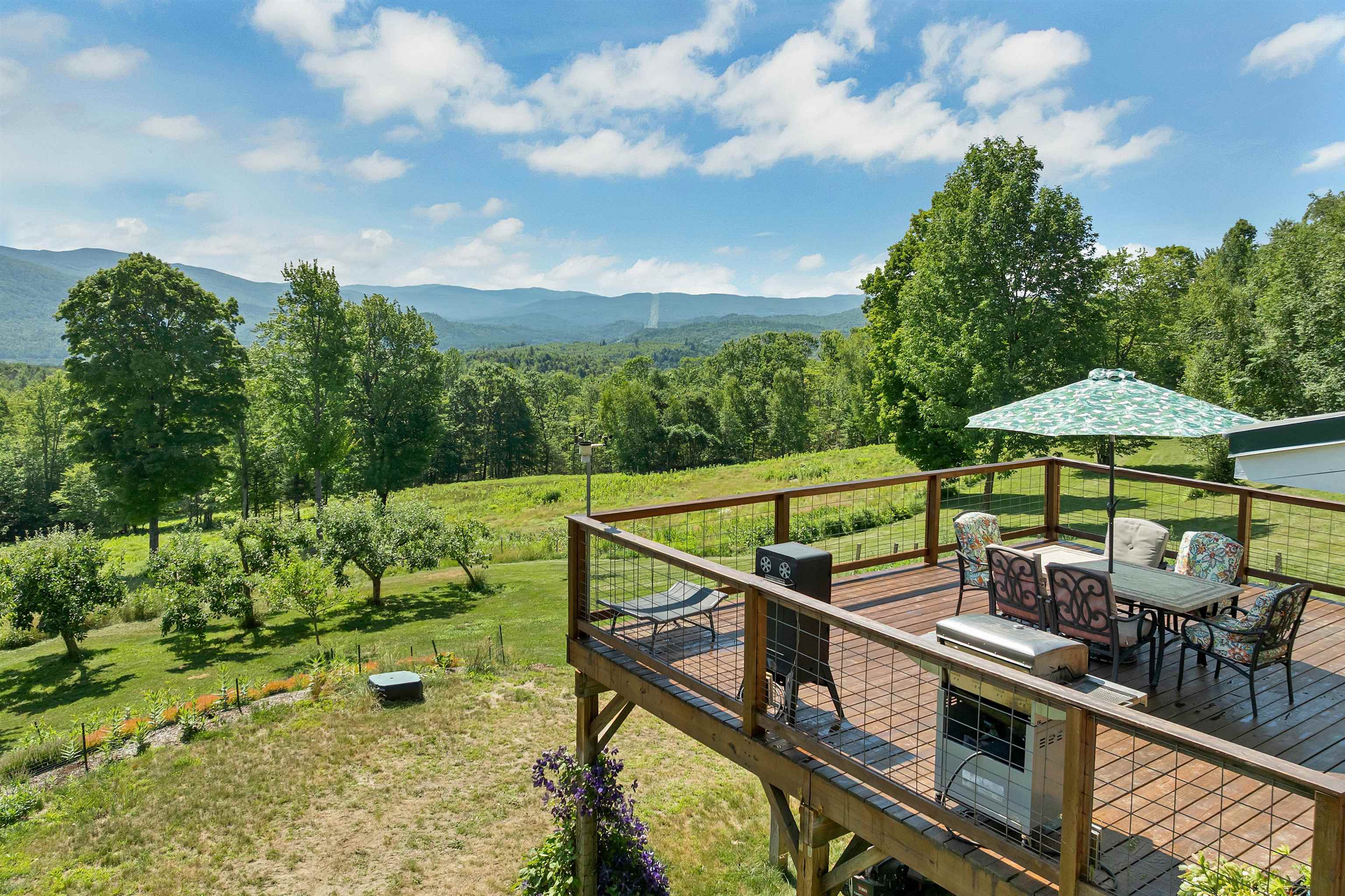 469 Atwell Hill Rd, Wentworth, NH 03282