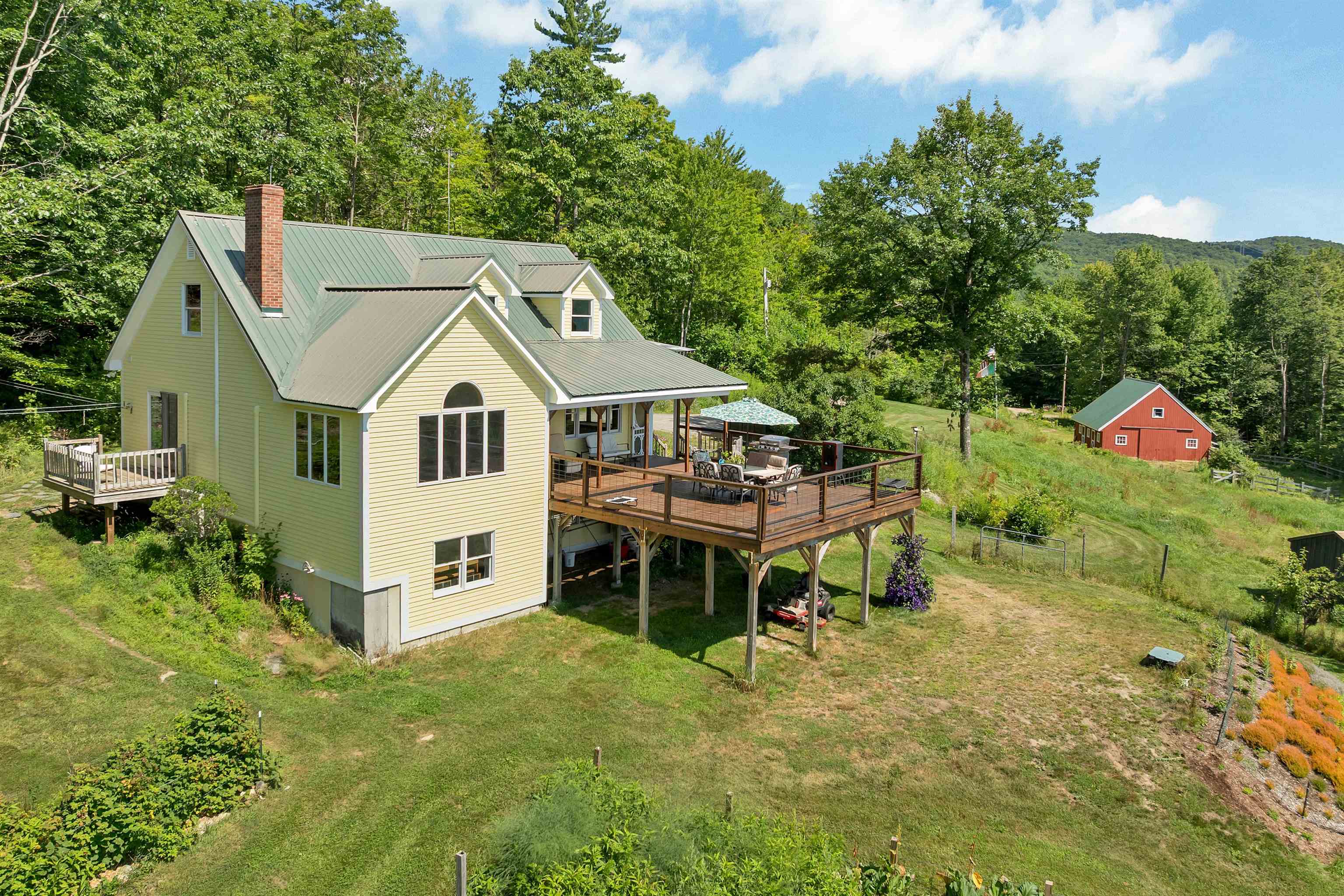469 Atwell Hill Rd, Wentworth, NH 03282