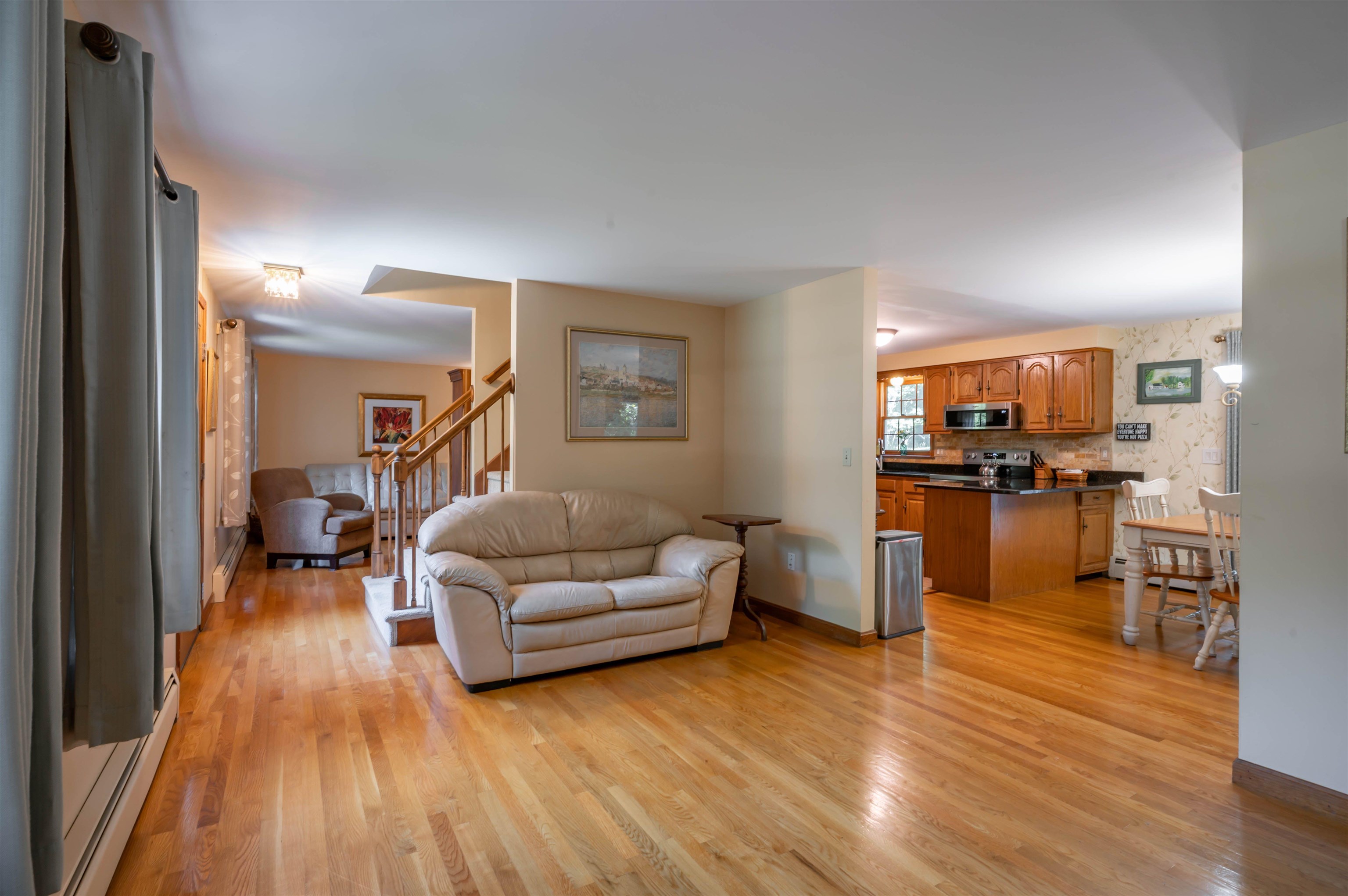 21 Marty Dr, Merrimack, NH 03054