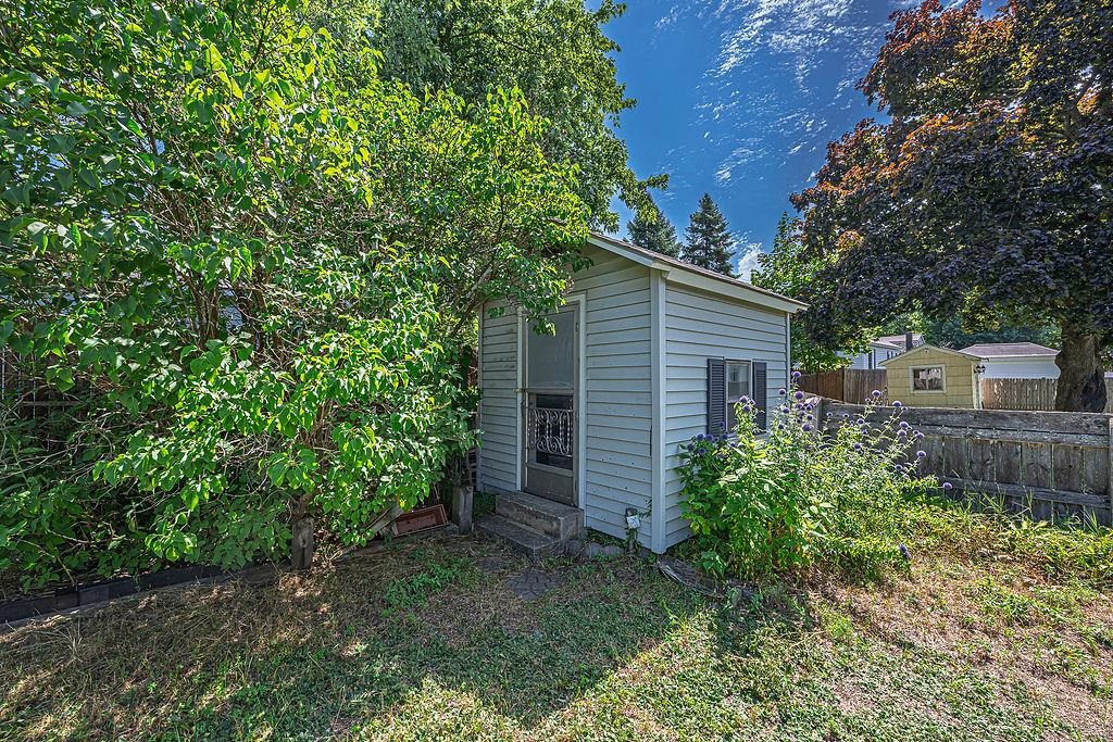18 Pershing St, Nashua, NH 03060