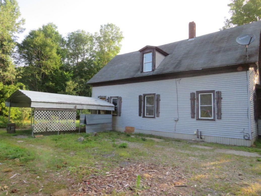 81 Water St, Lancaster, NH 03584