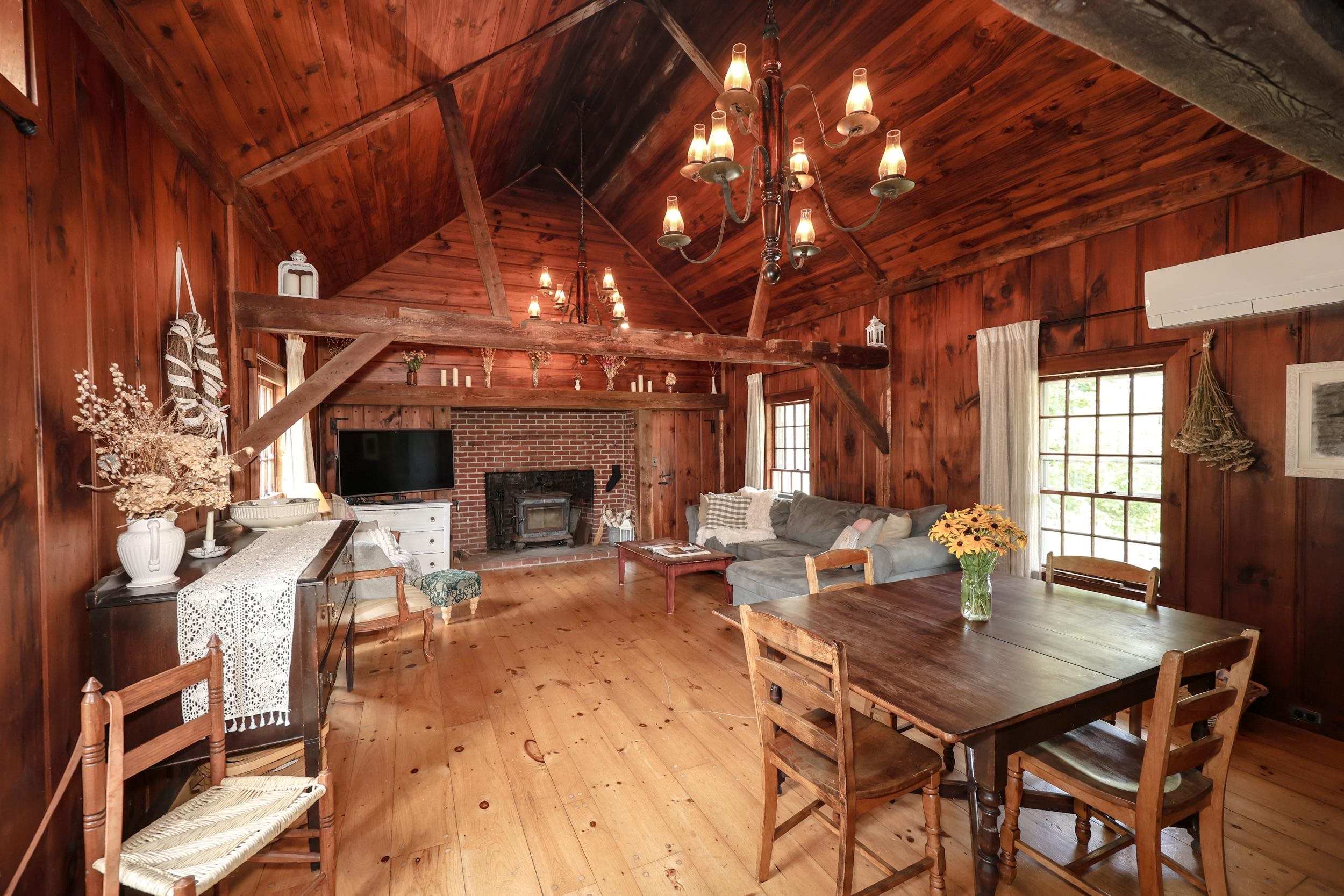 558 East Deering Rd, Deering, NH 03244