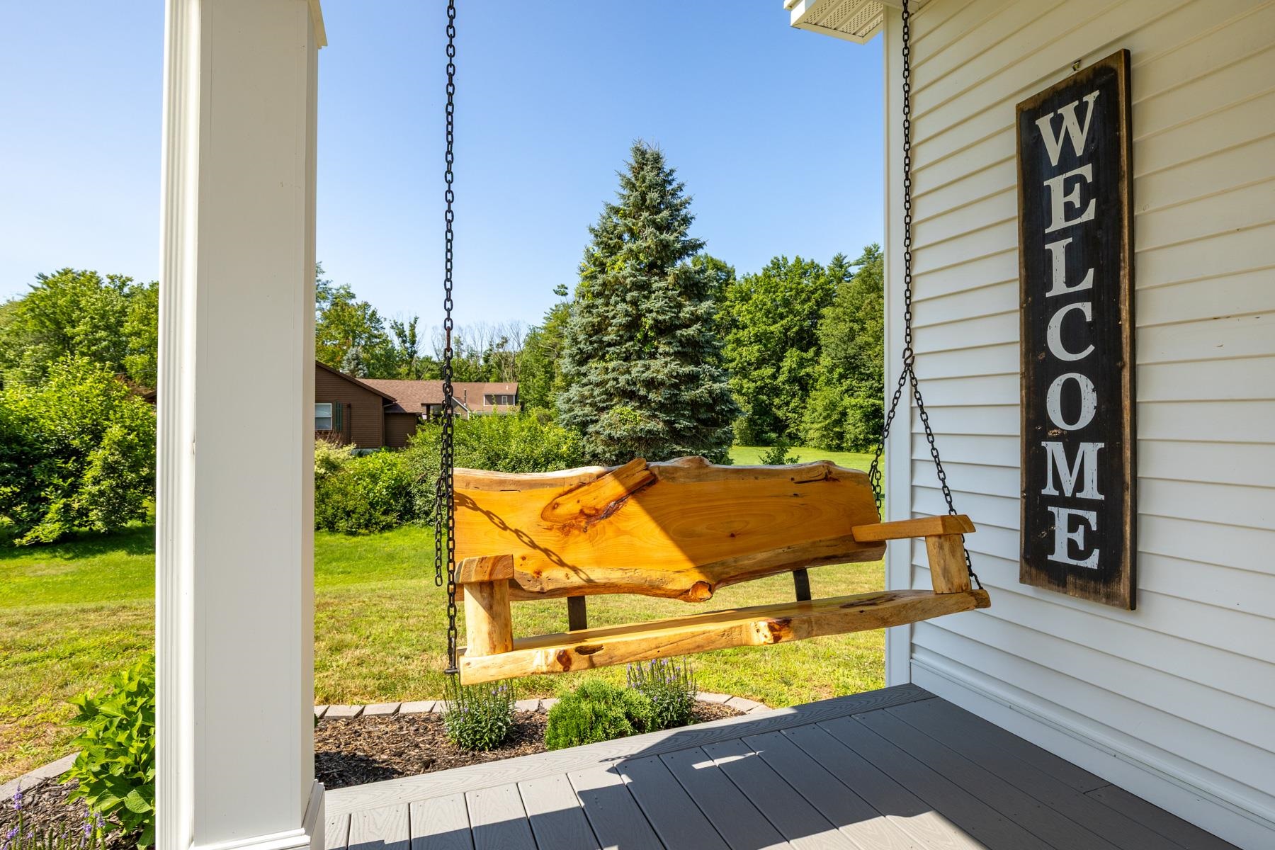 9 French Cross Rd, Dover, NH 03820