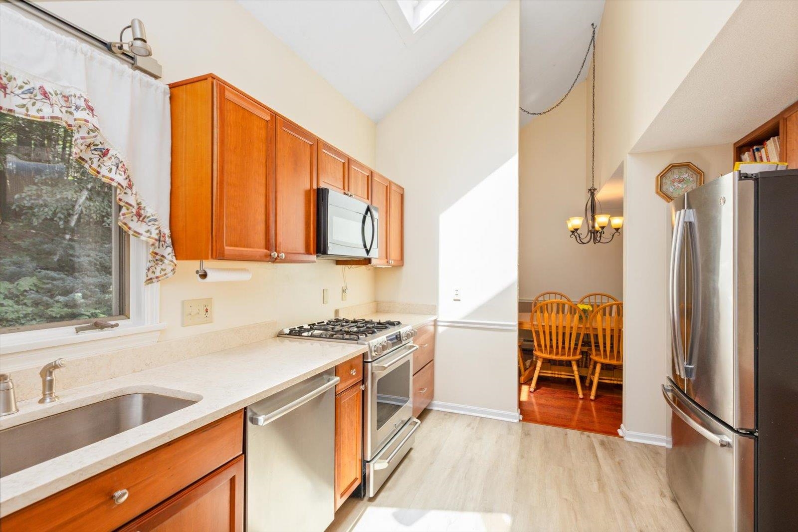 37 Base Hill Rd, Keene, NH 03431