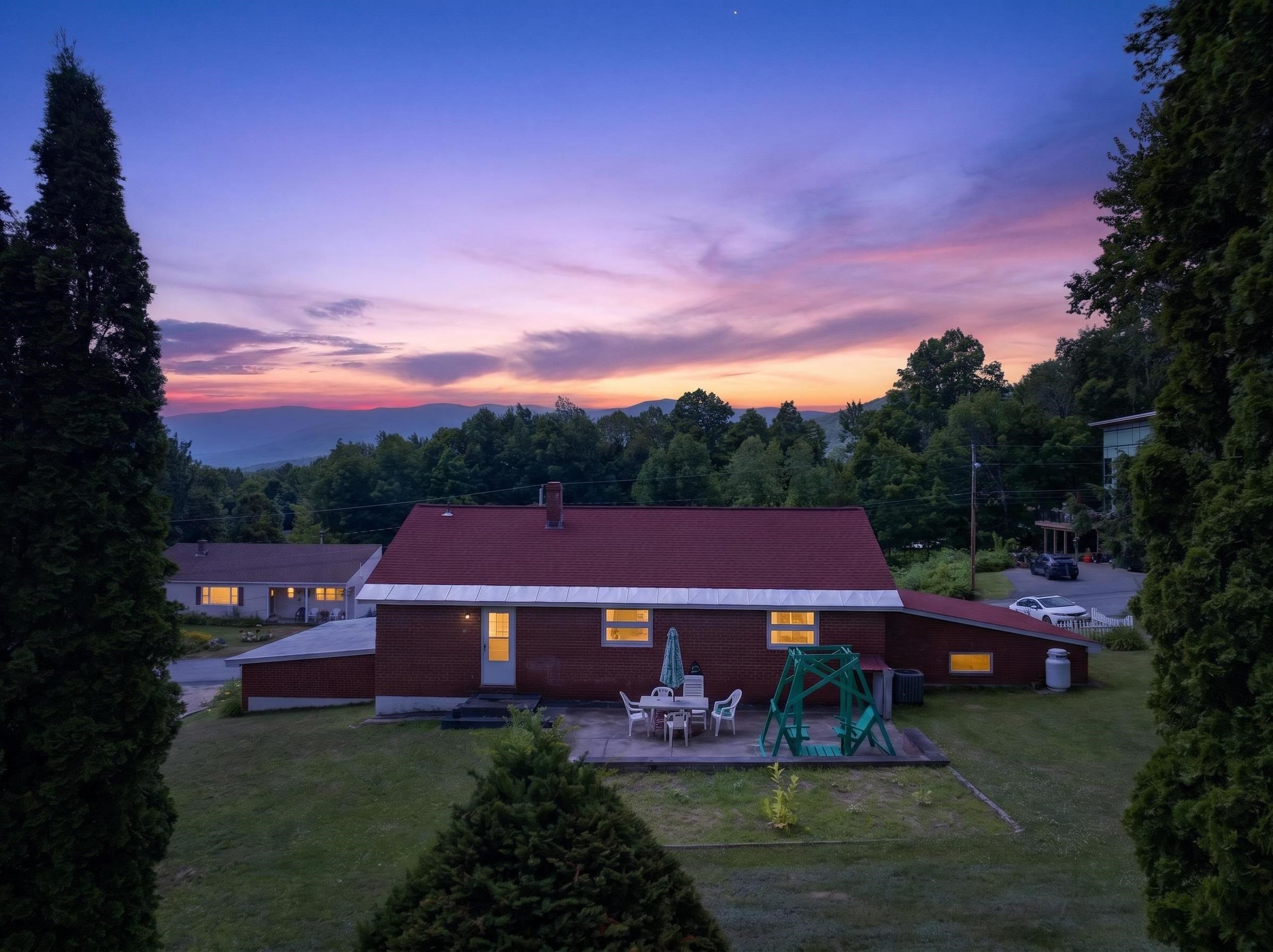 Photo 3 of Single family home for sale at 48 Mansion Hill Dr, Lincoln, NH 03251 | MLS# 5102042 | Listing updated on 2026-09-18
