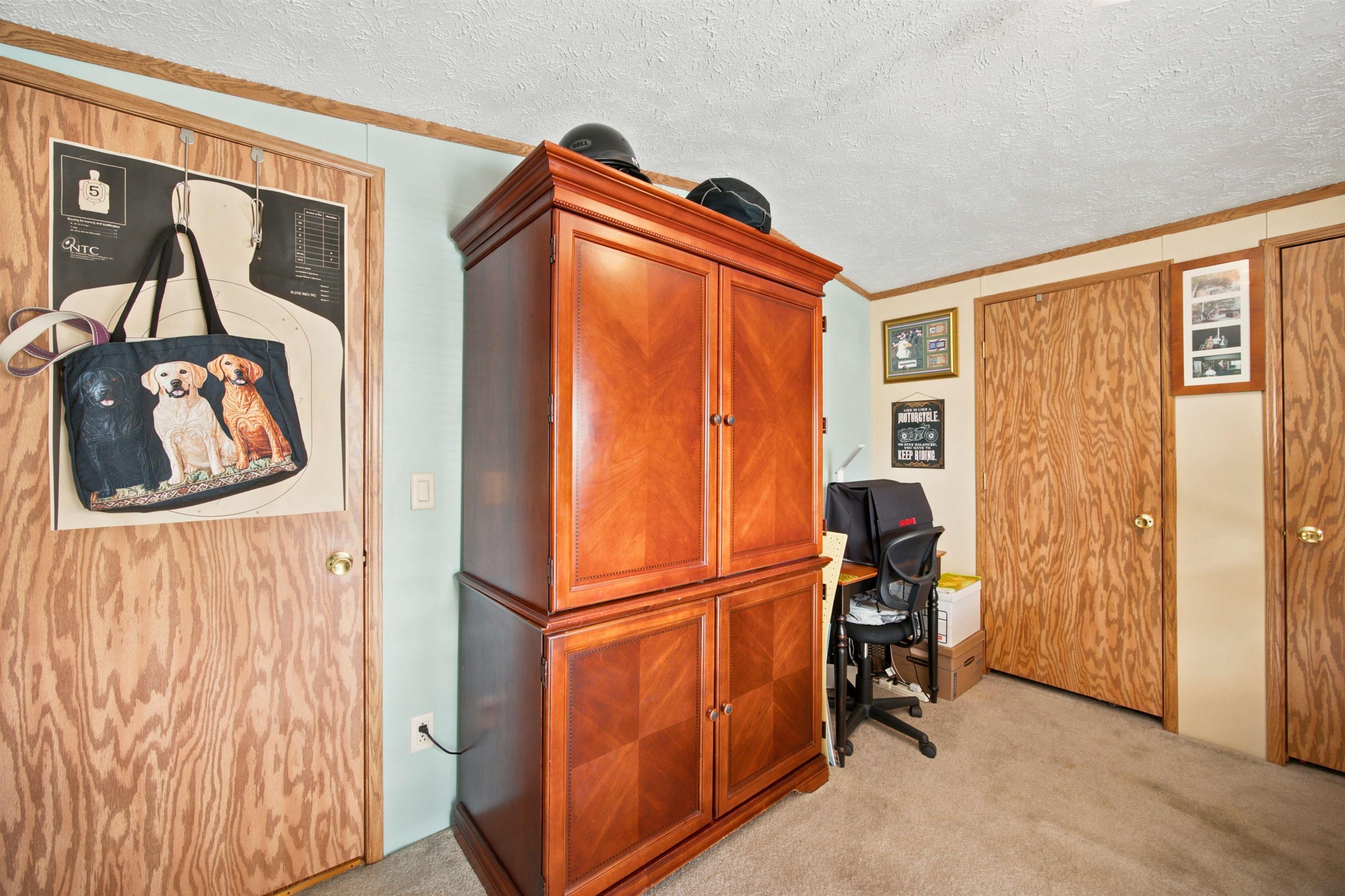 37 Circle Dr, Belmont, NH 03220
