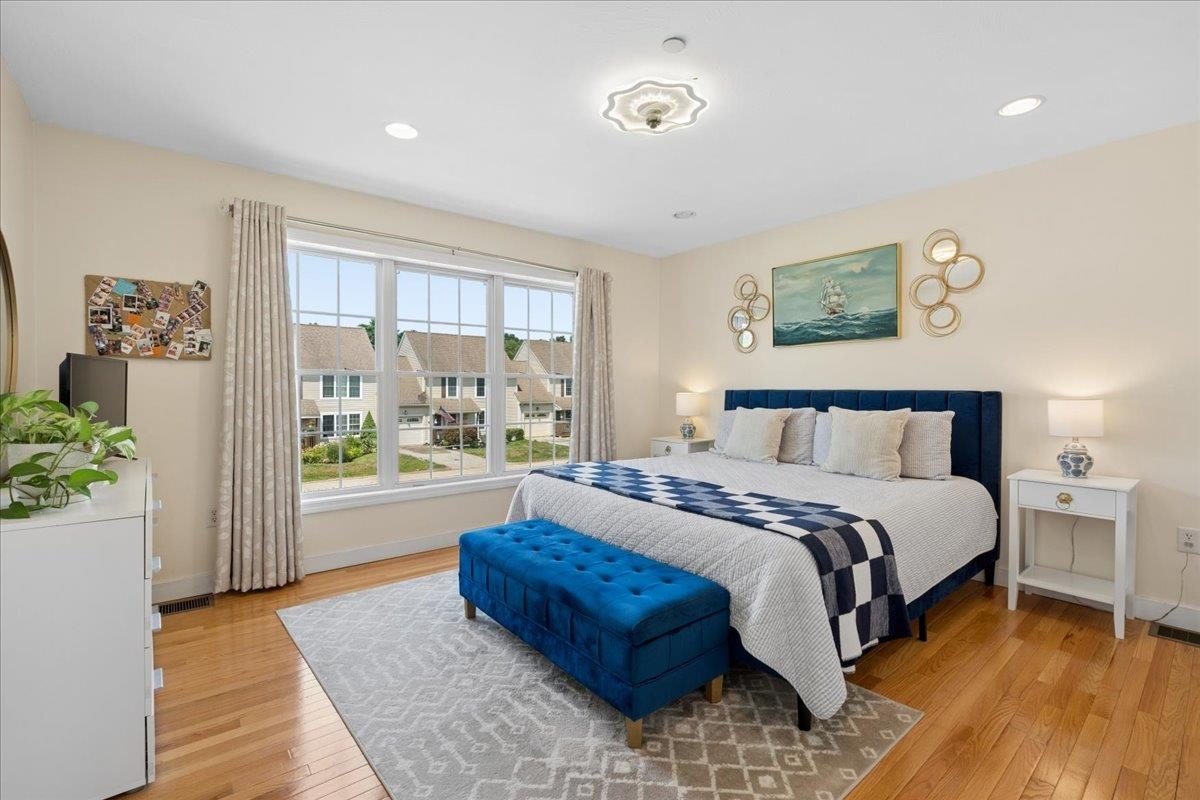 14 Abbey Rd, Brentwood, NH 03833