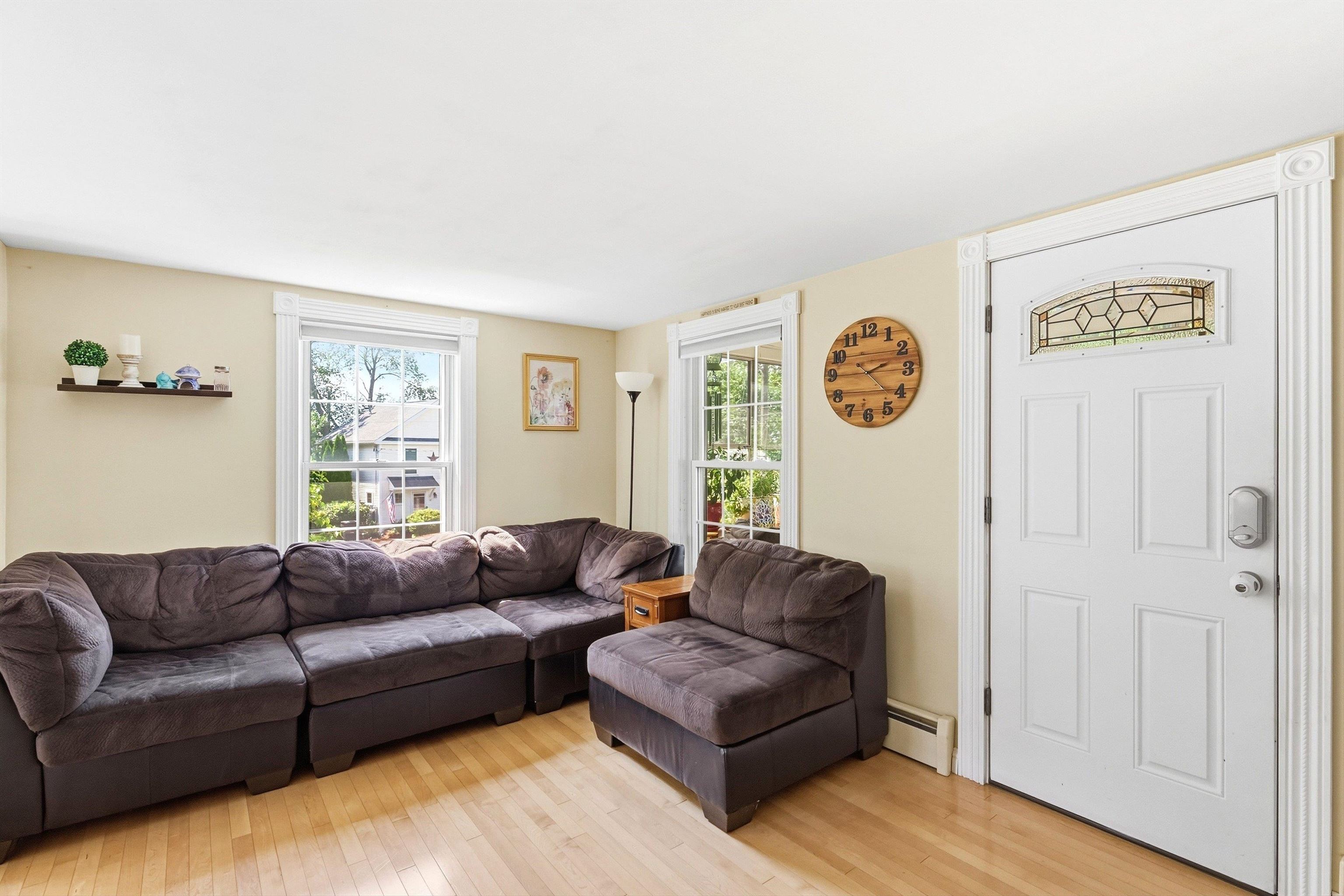 20 Webster St, Allenstown, NH 03275