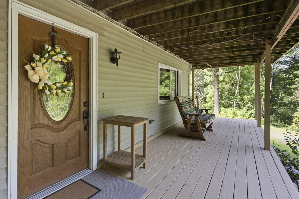 Photo 3 of Single family home for sale at 87 B Hill Rd, Pownal, VT 05261 | MLS# 5102082 | Listing updated on 2026-09-14