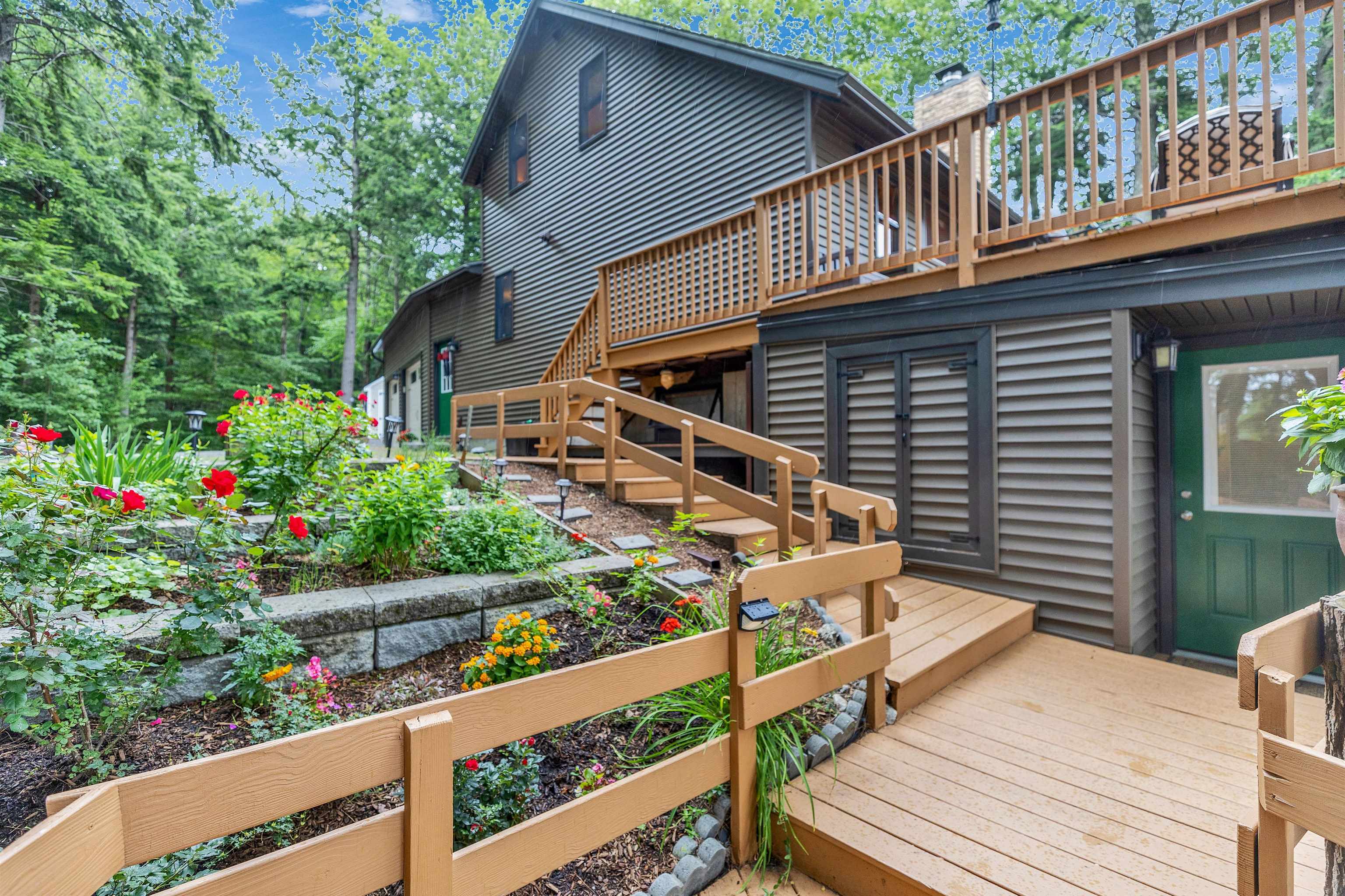 431 Treelyn Rd, Stoddard, NH 03464