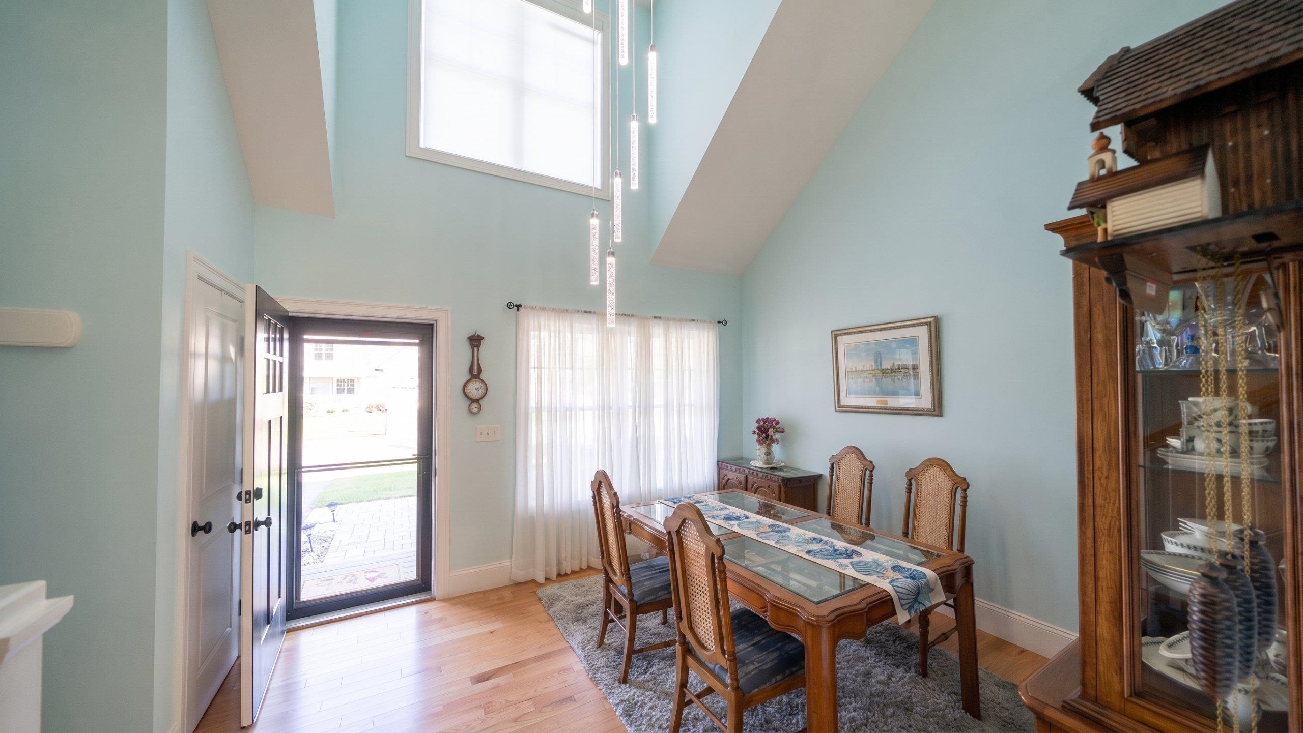 25 Belgian Way, Londonderry, NH 03053