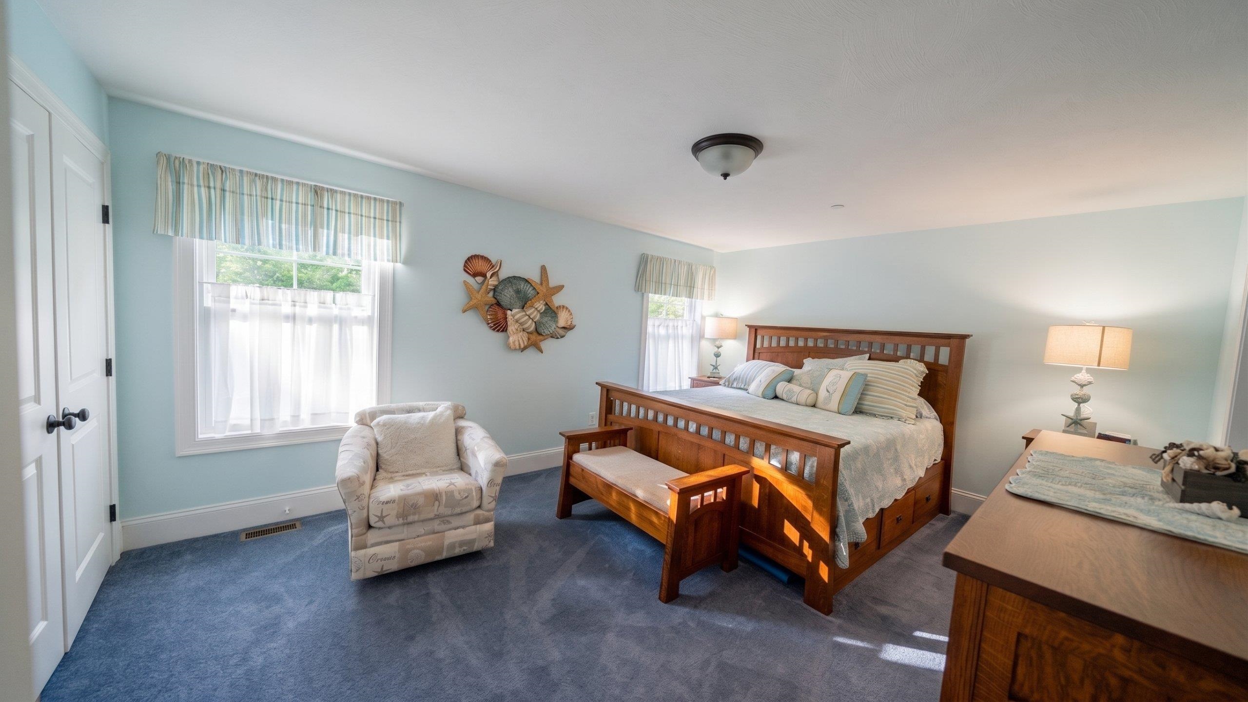 25 Belgian Way, Londonderry, NH 03053