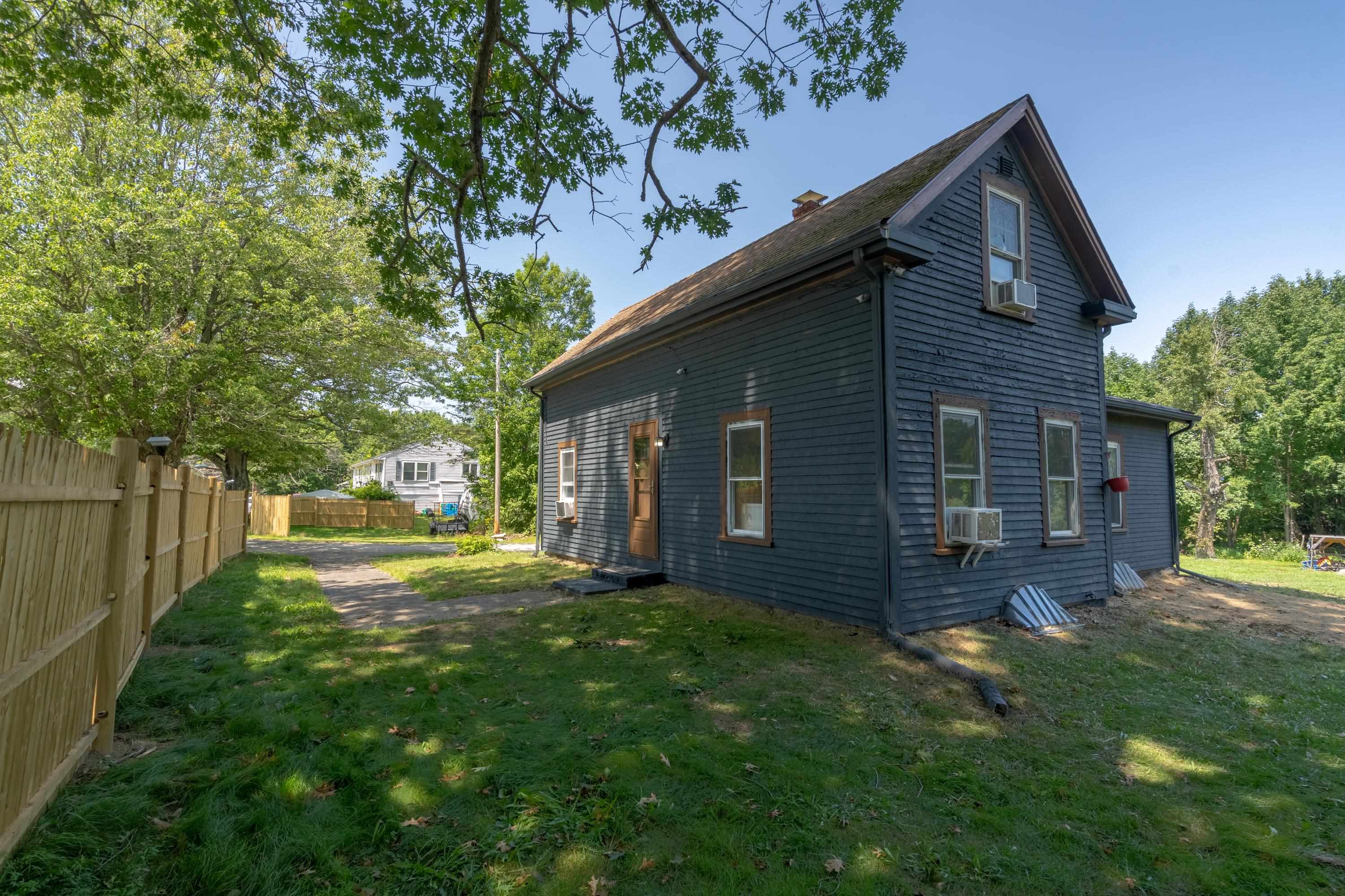 126 Rochester Hill Rd, Rochester, NH 03867