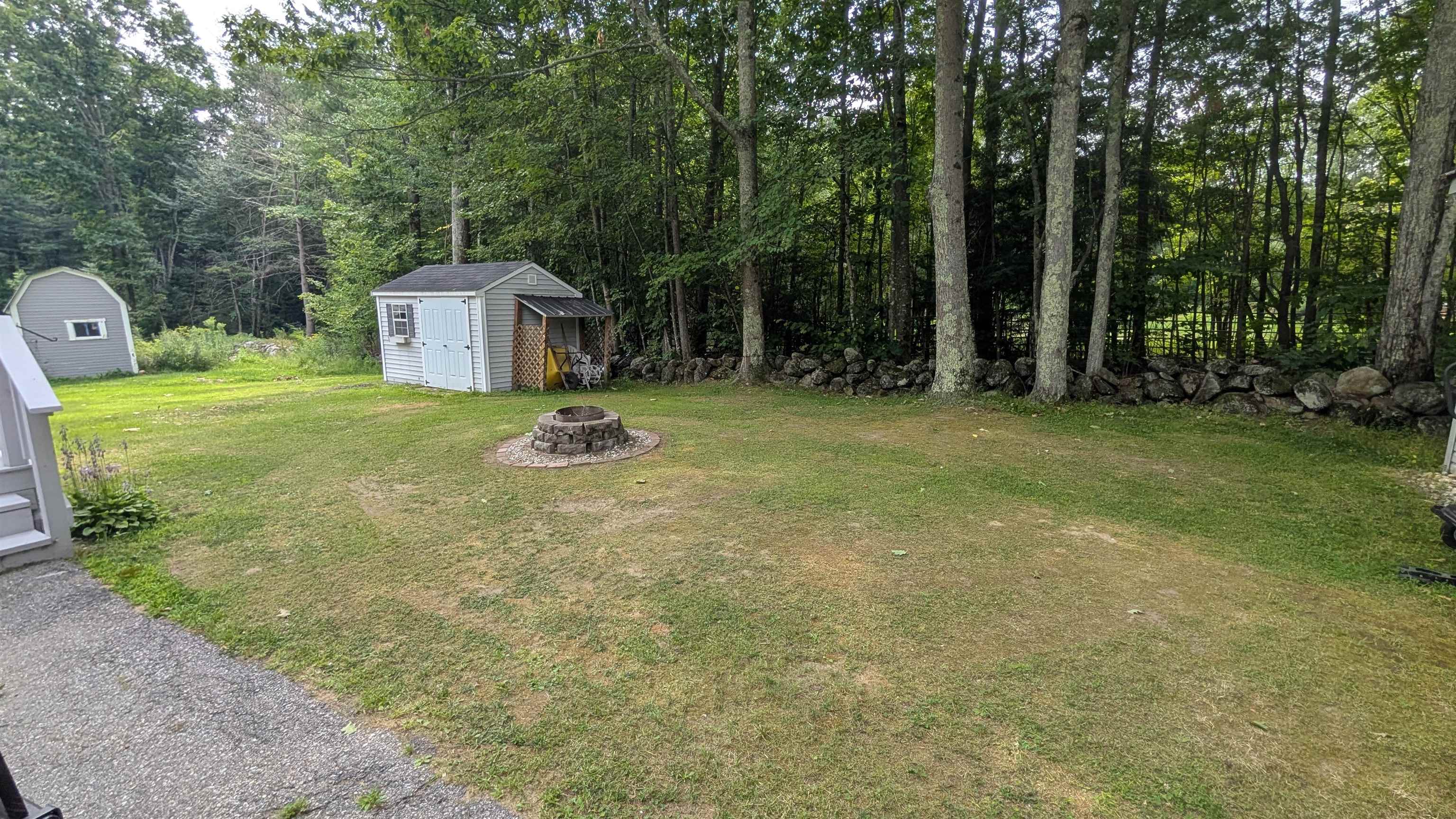 732 Concord Stage Rd #9, Weare, NH 03281