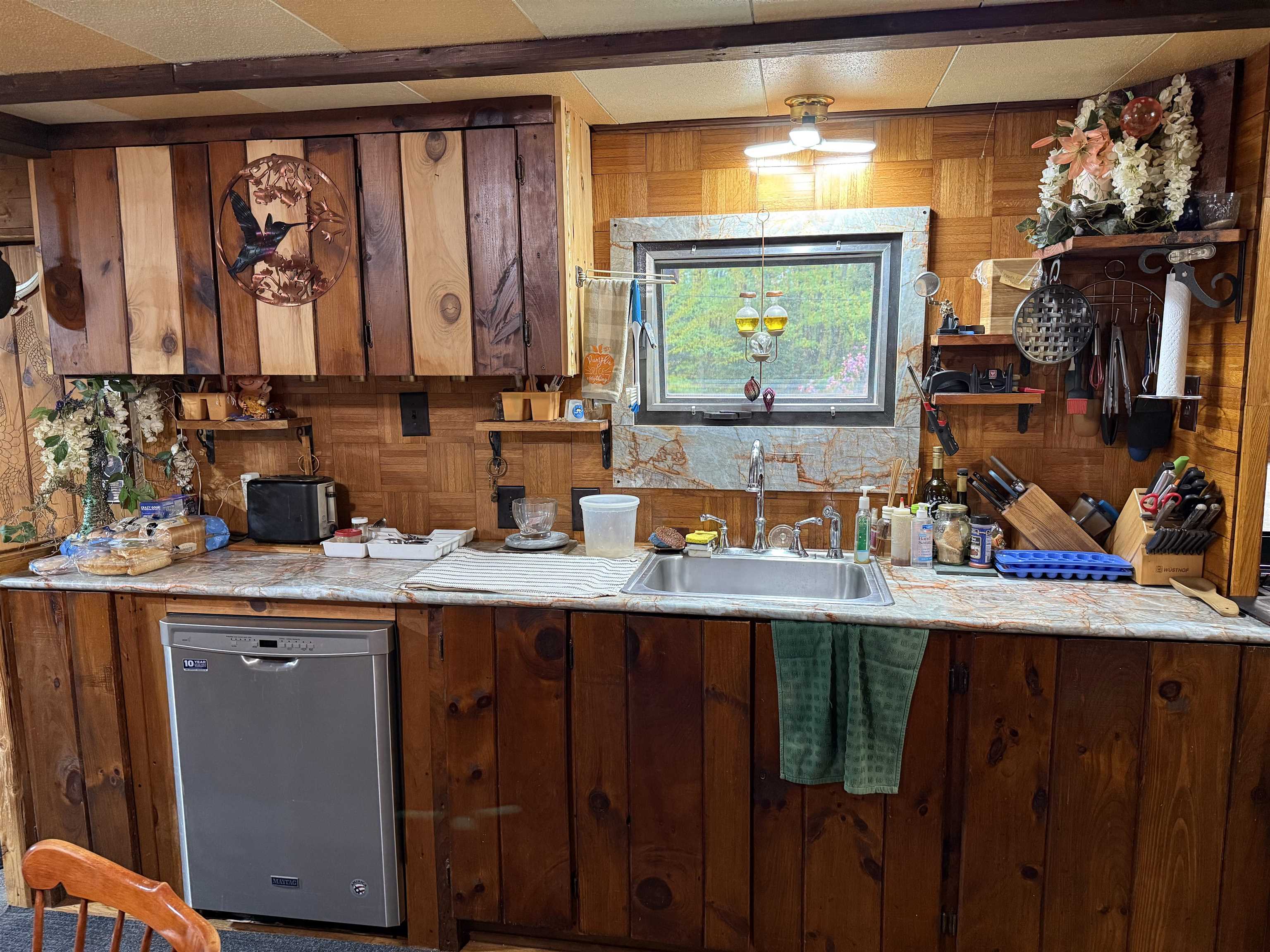 Kitchen 25851250