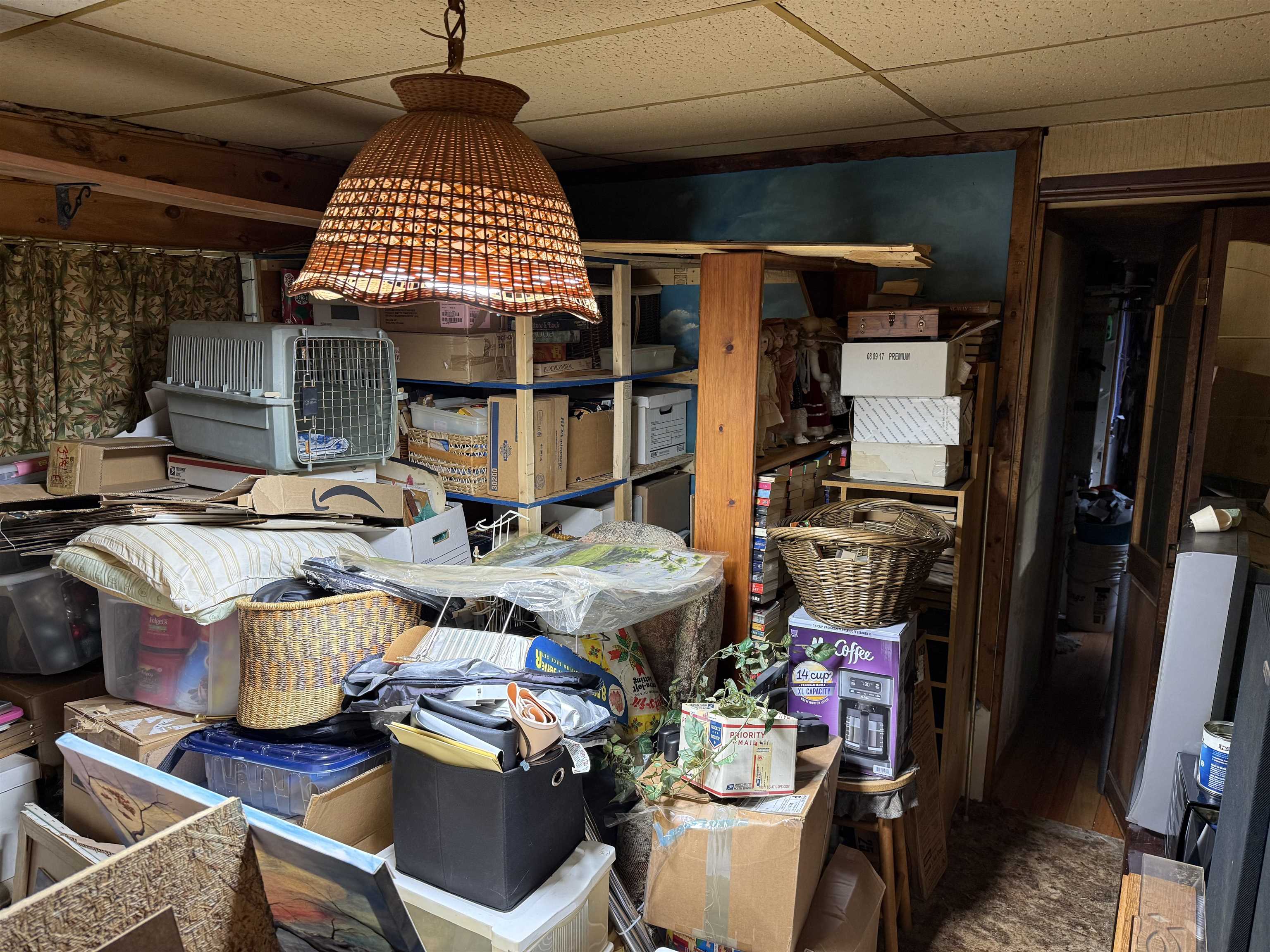 Attached second mobile home with more rooms currently just storage 25851258