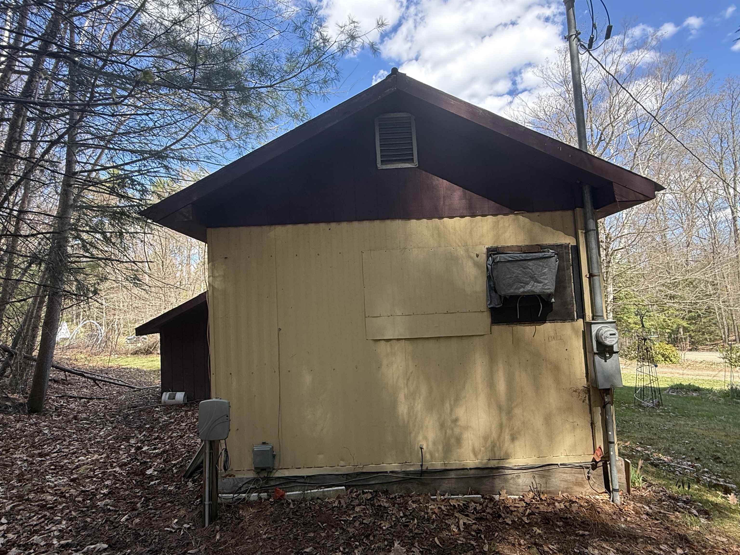 End of main mobile home 25851199