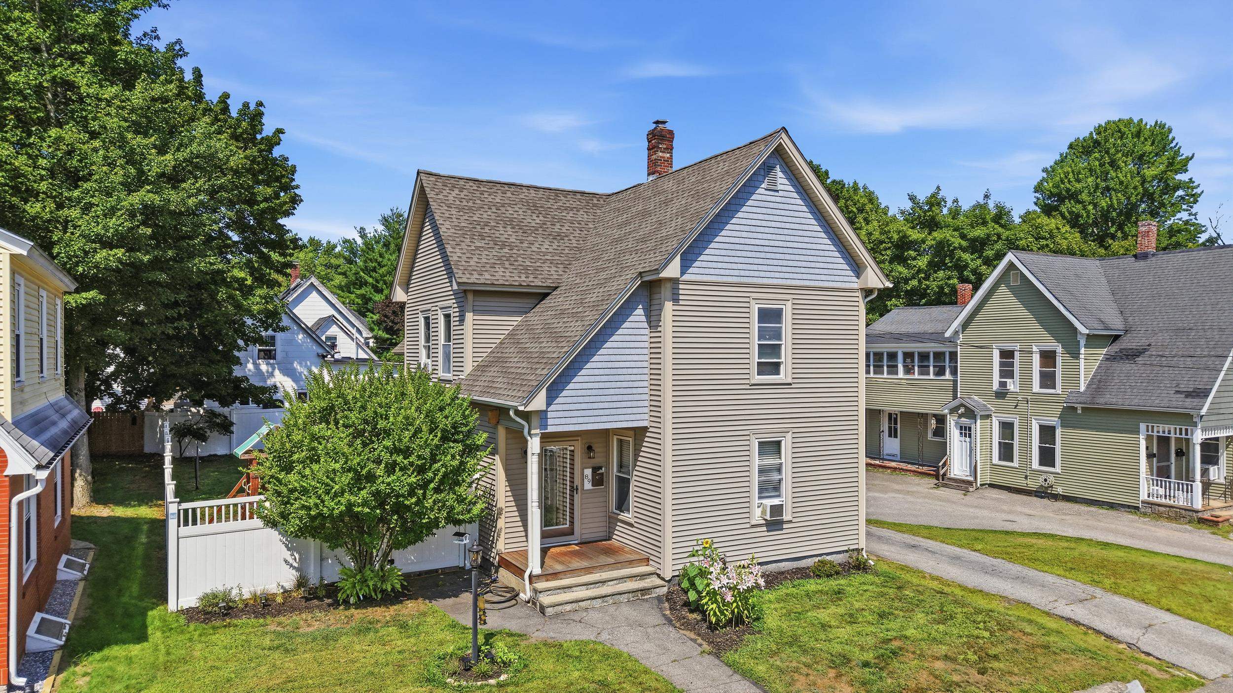 89 Riddle St, Manchester, NH 03102