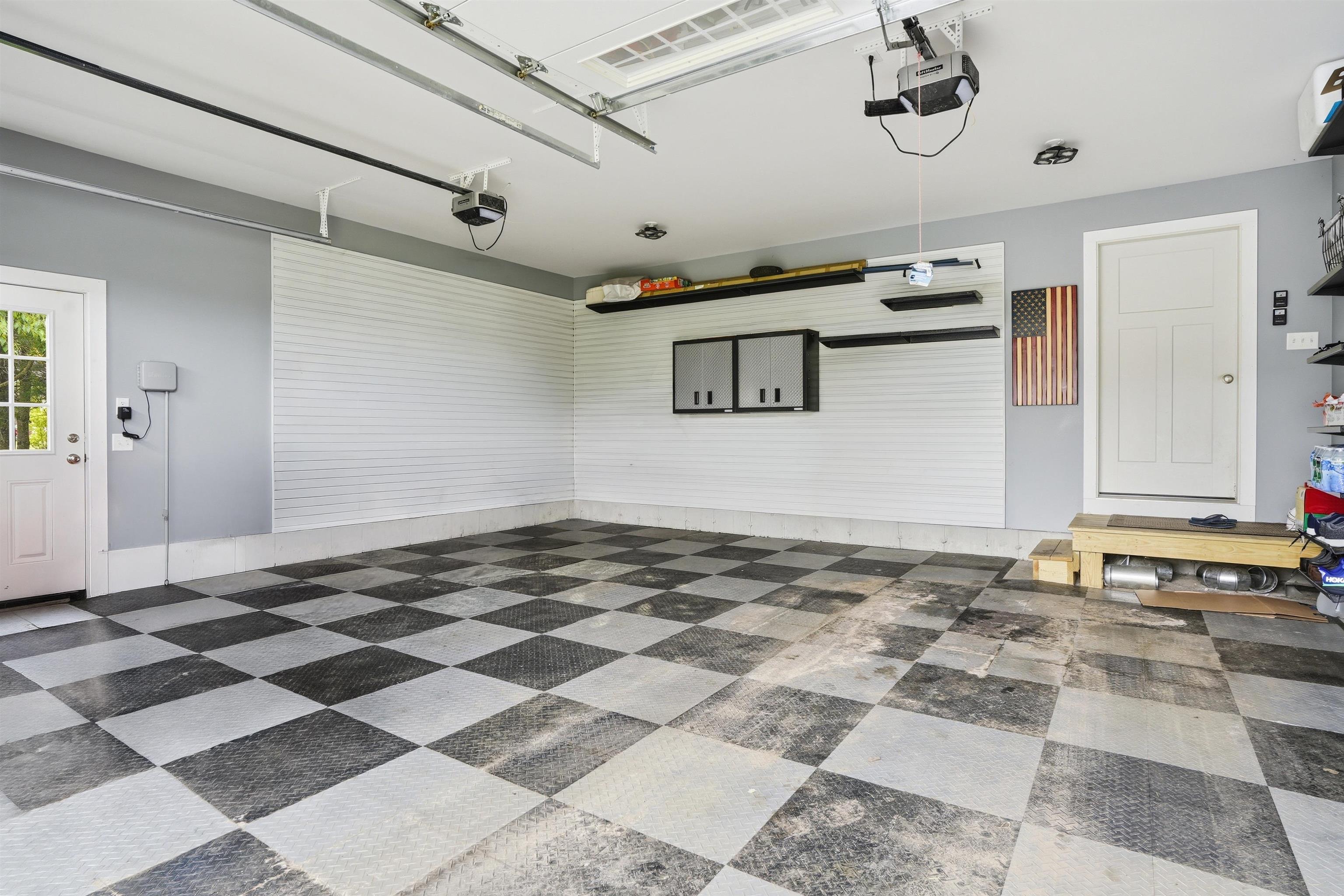11 Hetnars Way, Epping, NH 03042