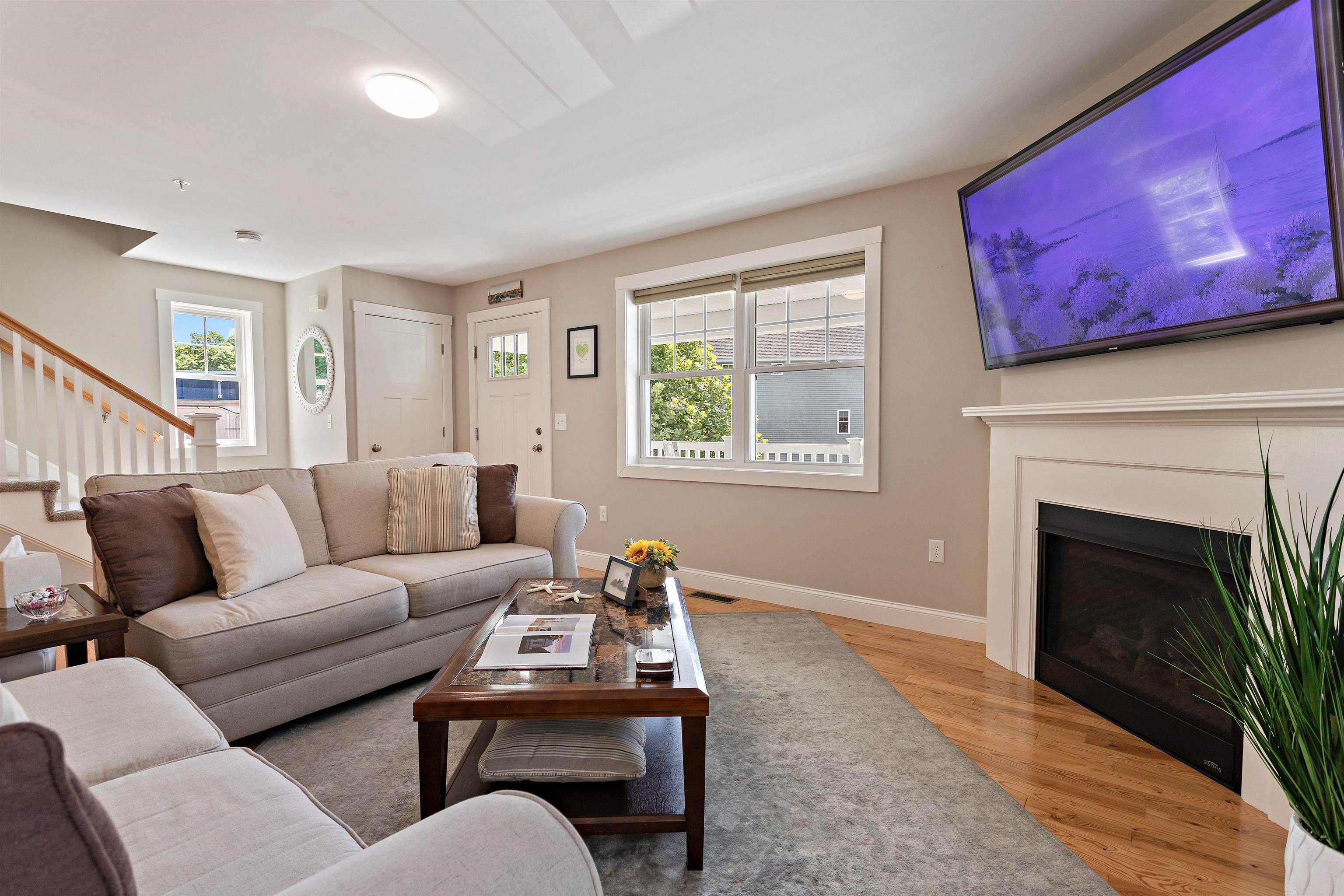 10 Charron Cir, Exeter, NH 03833