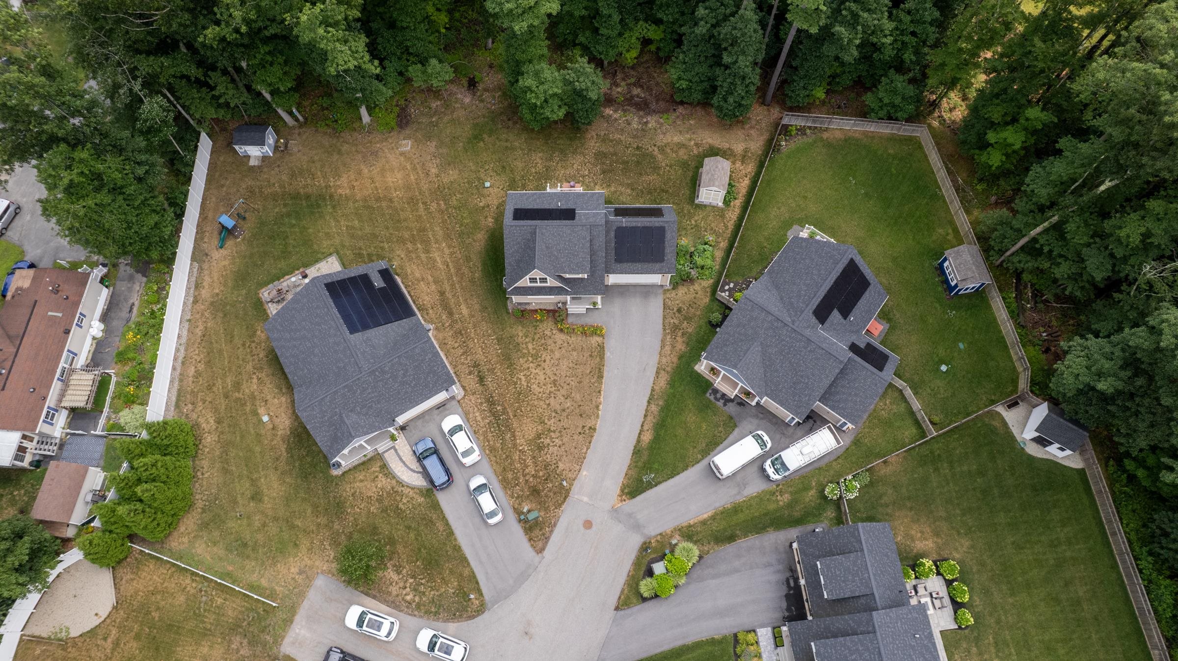 20 Beaumont Dr, Dover, NH 03820