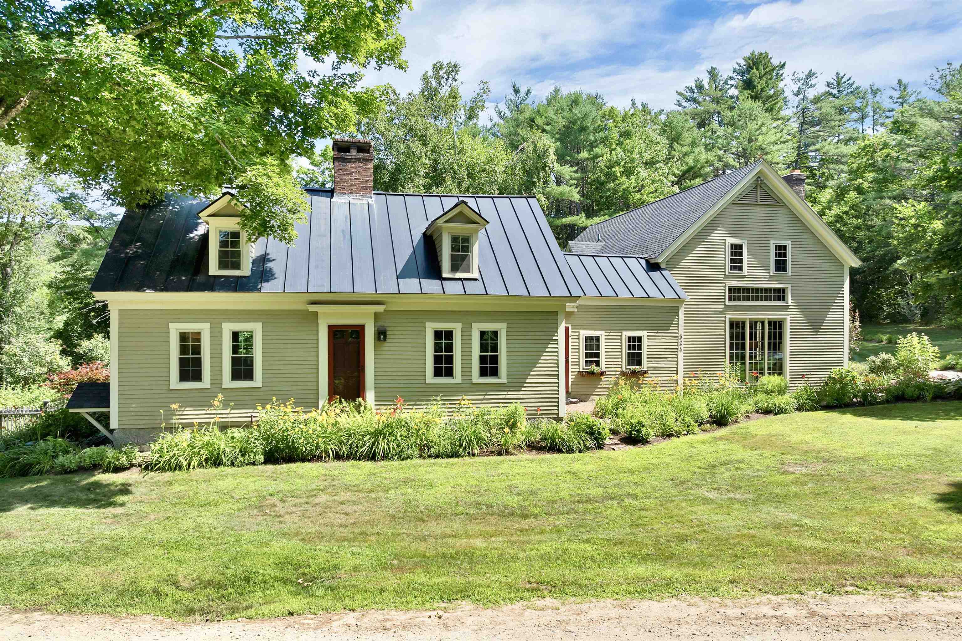 324 Cotton Valley Rd, Wolfeboro, NH 03894