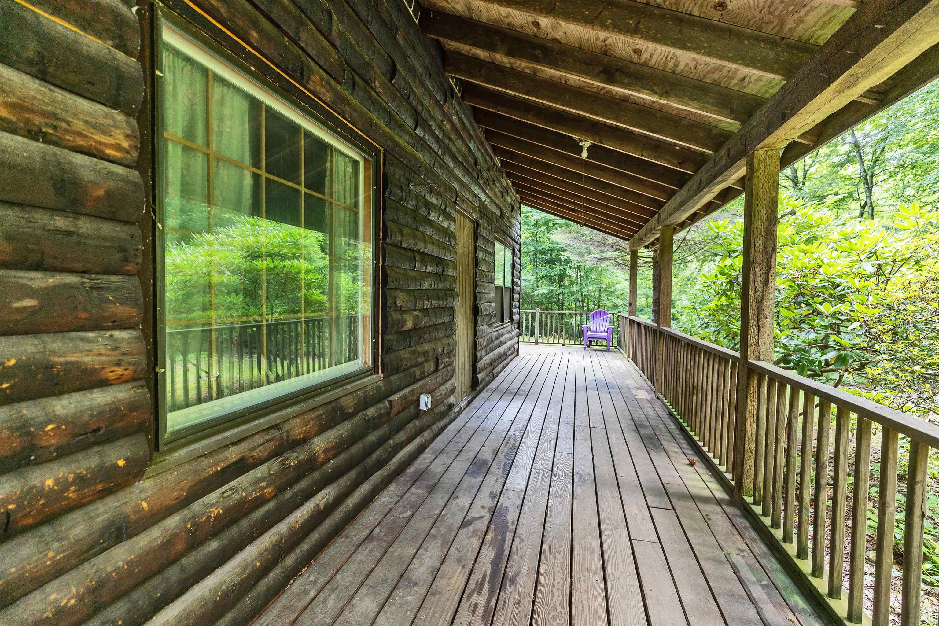 27 Sheehan Ln, Harrisville, NH 03450