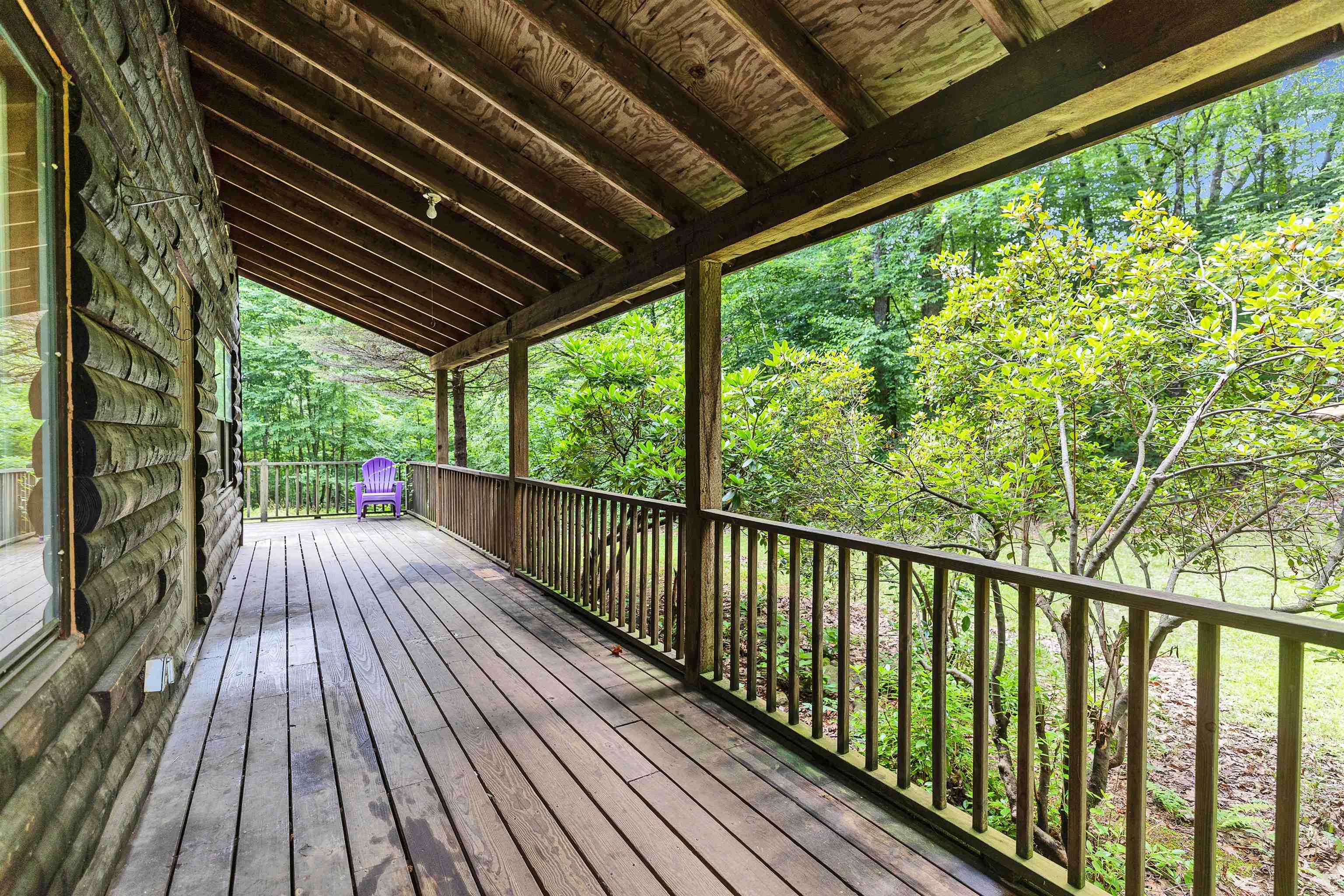 27 Sheehan Ln, Harrisville, NH 03450