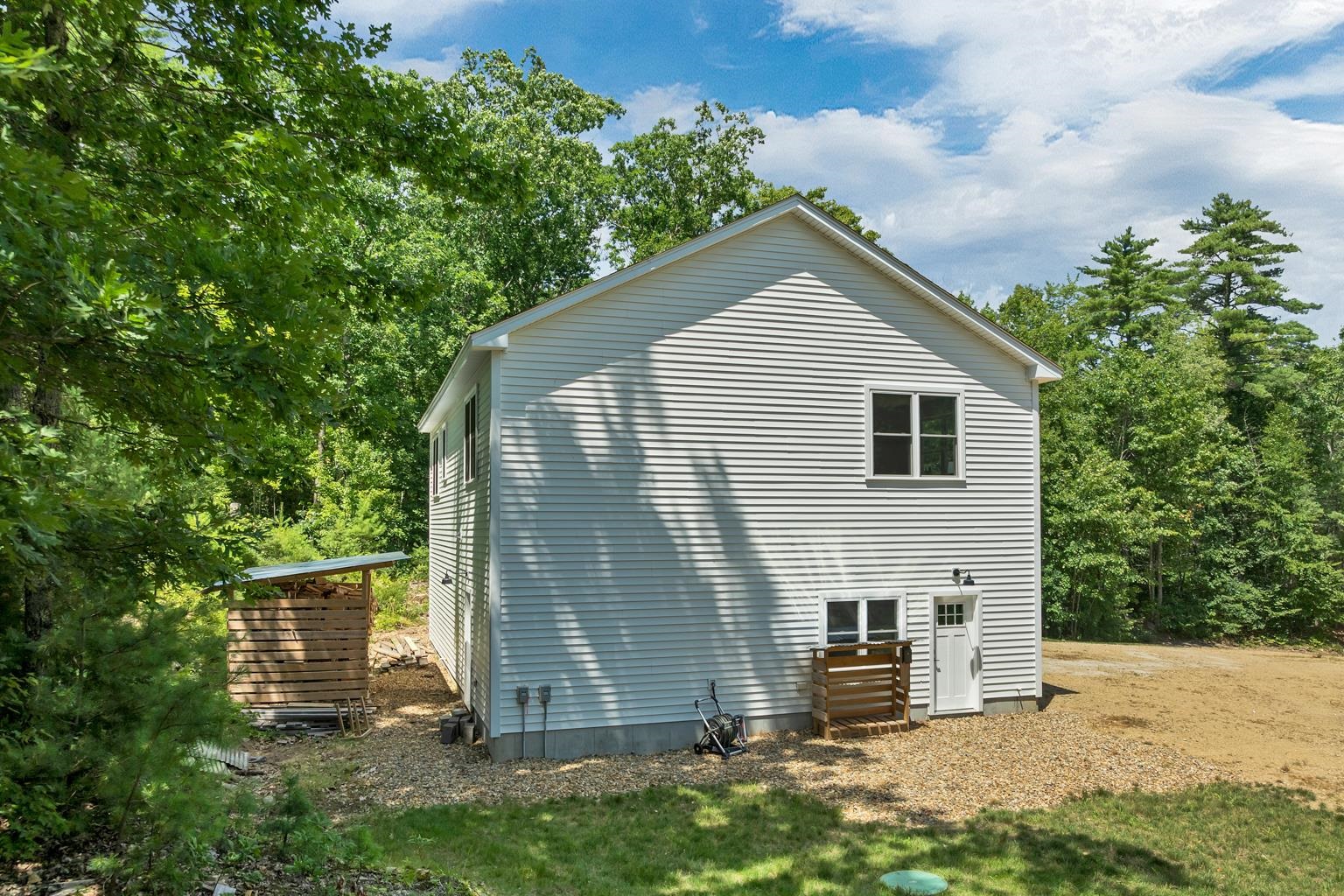 24 Brackett Rd, New Durham, NH 03855