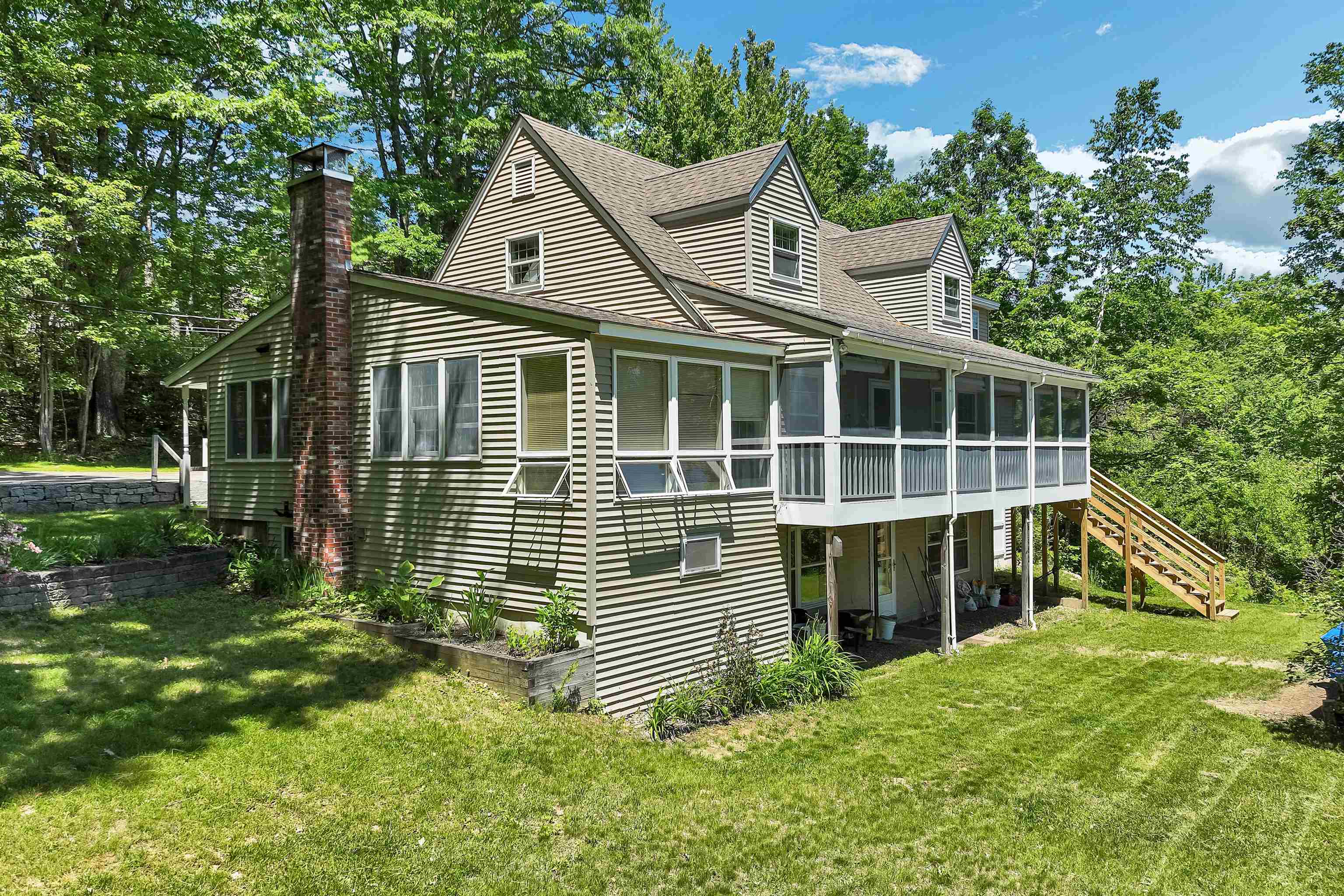 15 Ledgewood Dr, Meredith, NH 03253