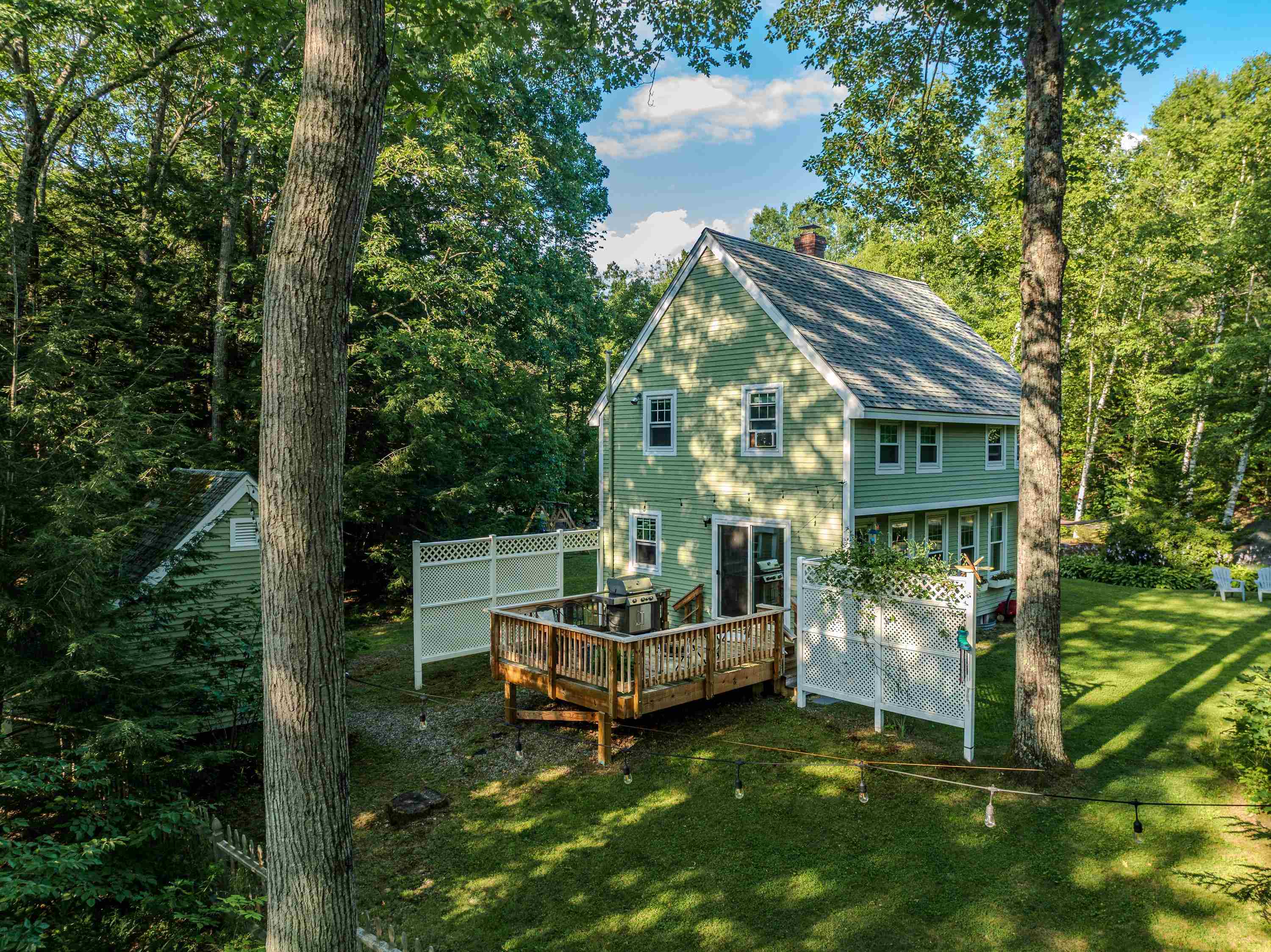 14 Bluff Rd, Campton, NH 03223